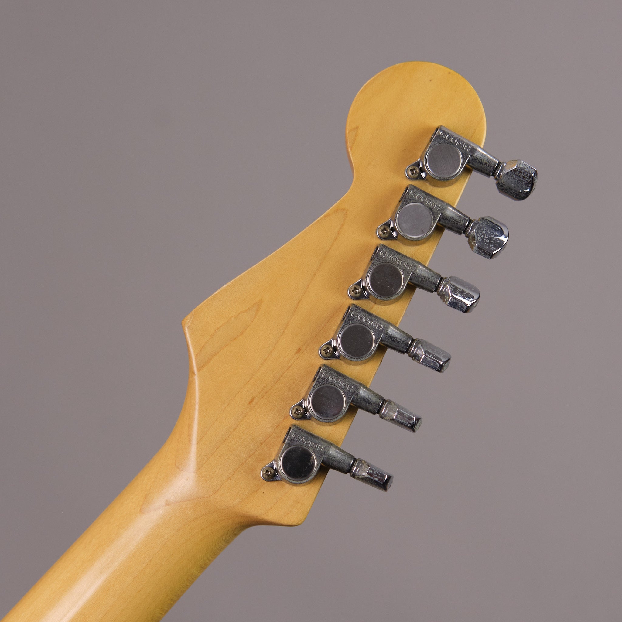 1993 Fender Stratocaster Standard (Japan, Candy Apple Red) *
