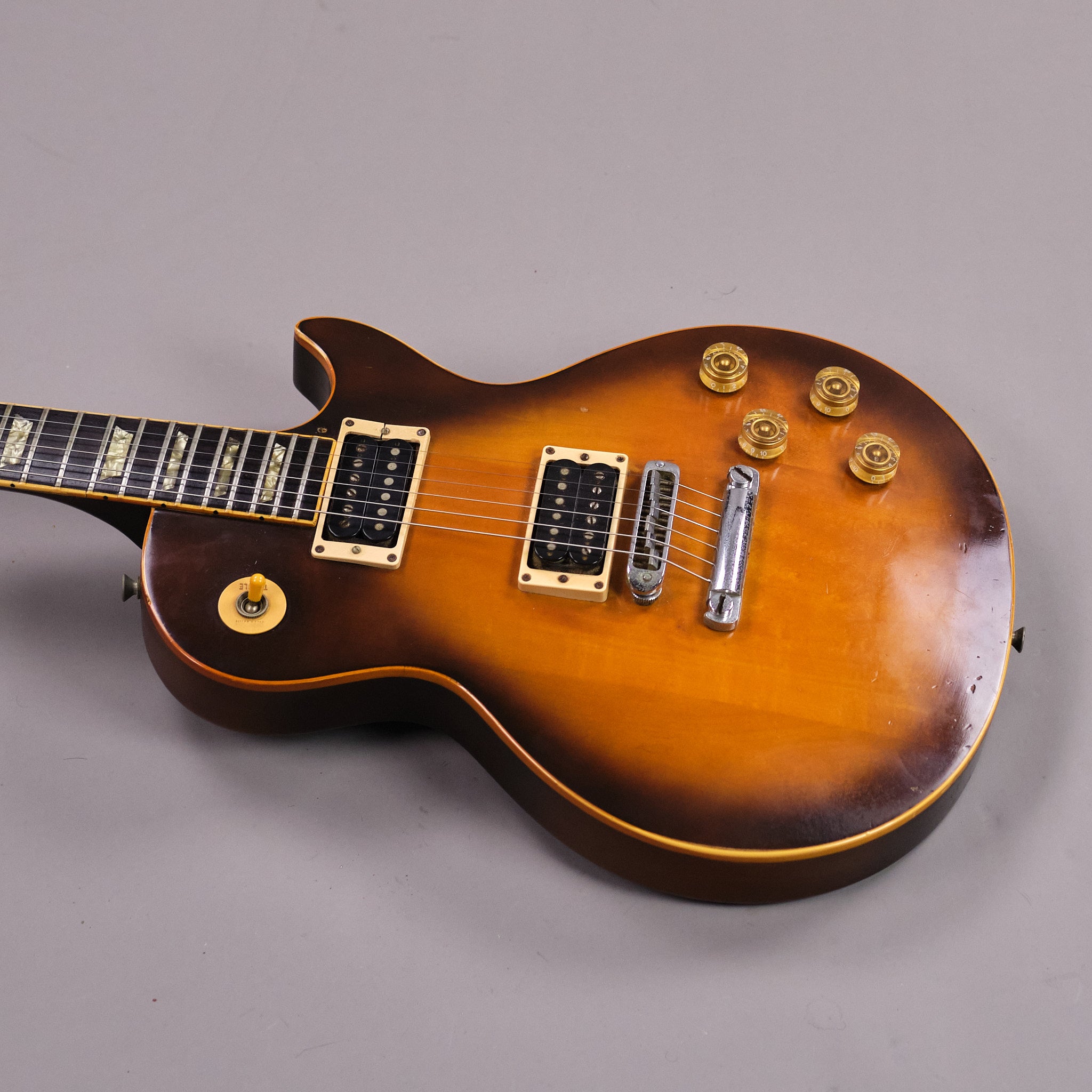 1976 Gibson Les Paul Deluxe (USA, Tobacco Sunburst, HSC)