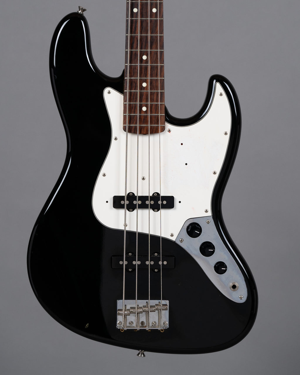 c2002 Fender Standard Jazz Bass (Japan, Black)*