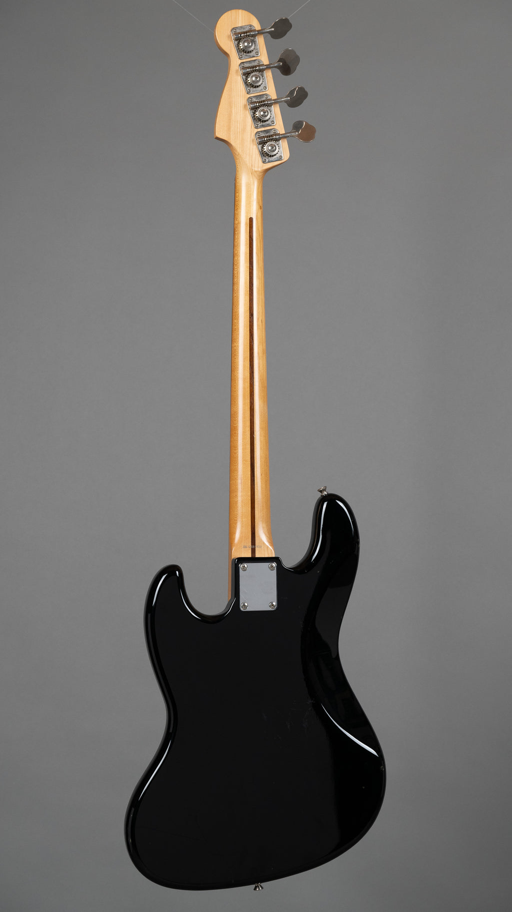 c2002 Fender Standard Jazz Bass (Japan, Black)*