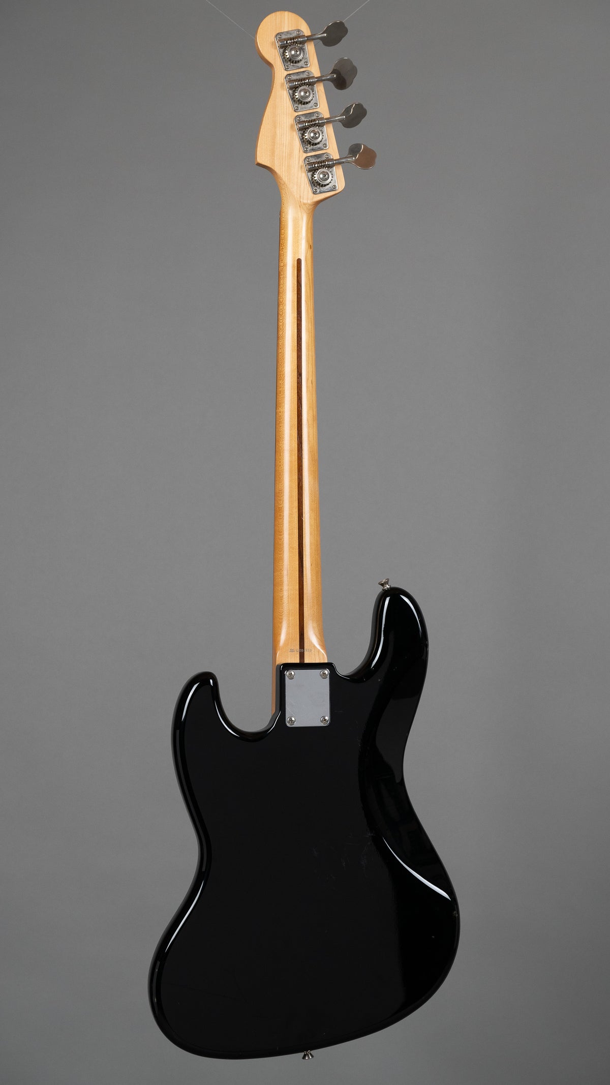 c2002 Fender Standard Jazz Bass (Japan, Black)*
