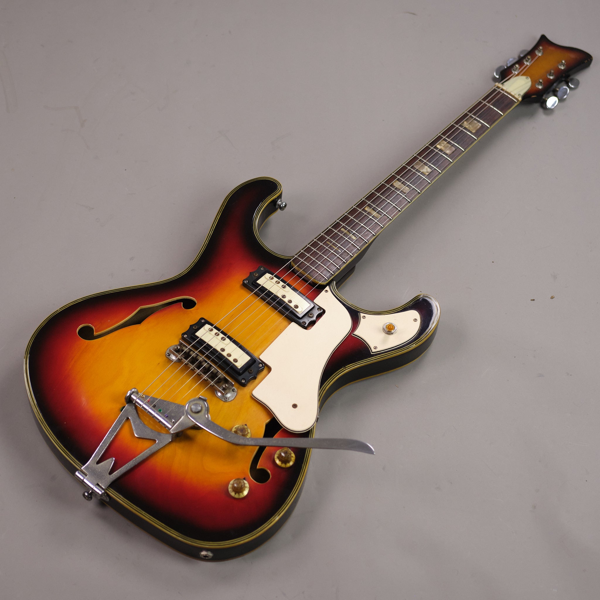 c1960s Teisco Honey SE-26V (Japan, Sunburst #2)