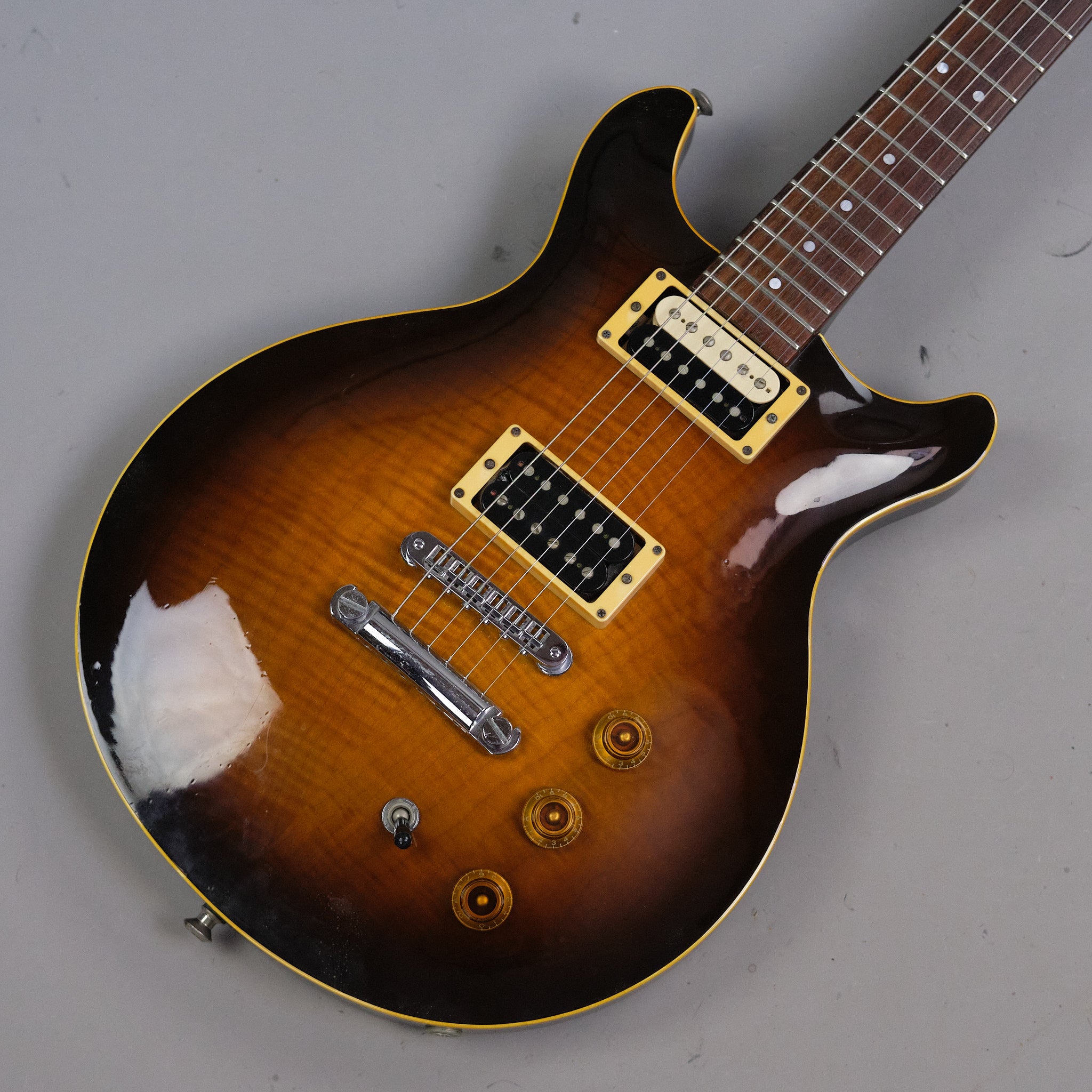 1996 Hamer Studio (USA, Sunburst, OHSC)