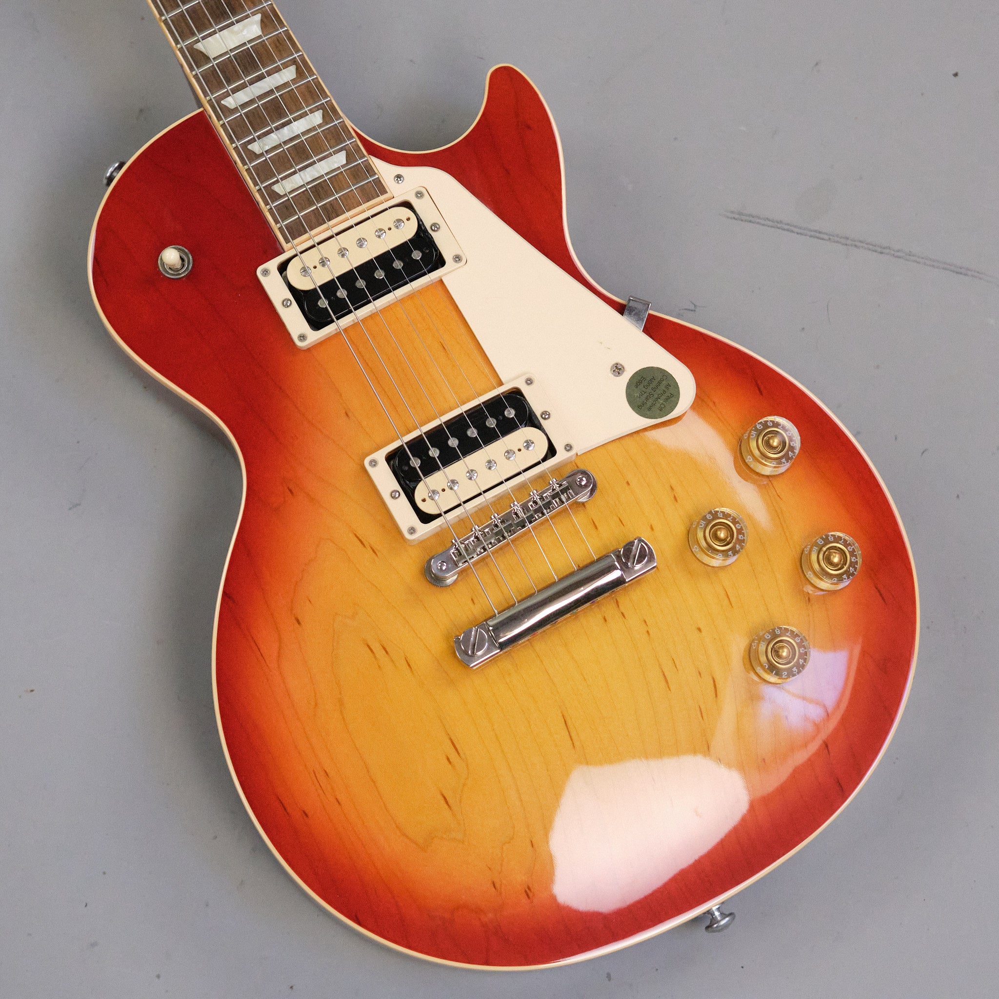 2017 Gibson Les Paul Classic (USA, Cherry Sunburst, OHSC)