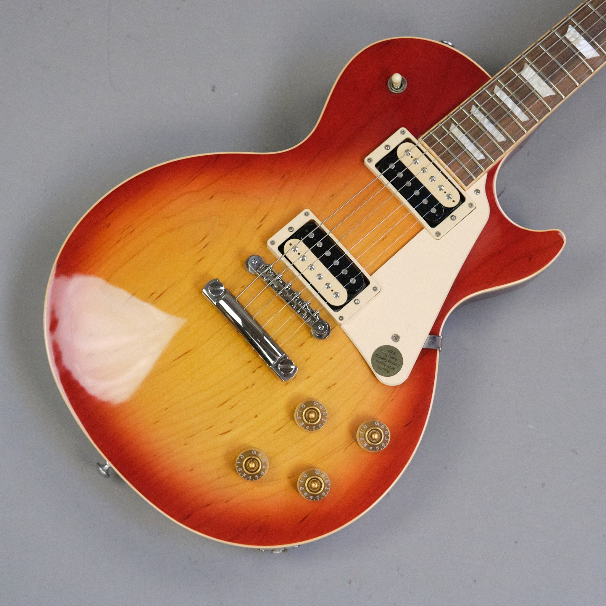 2017 Gibson Les Paul Classic (USA, Cherry Sunburst, OHSC)