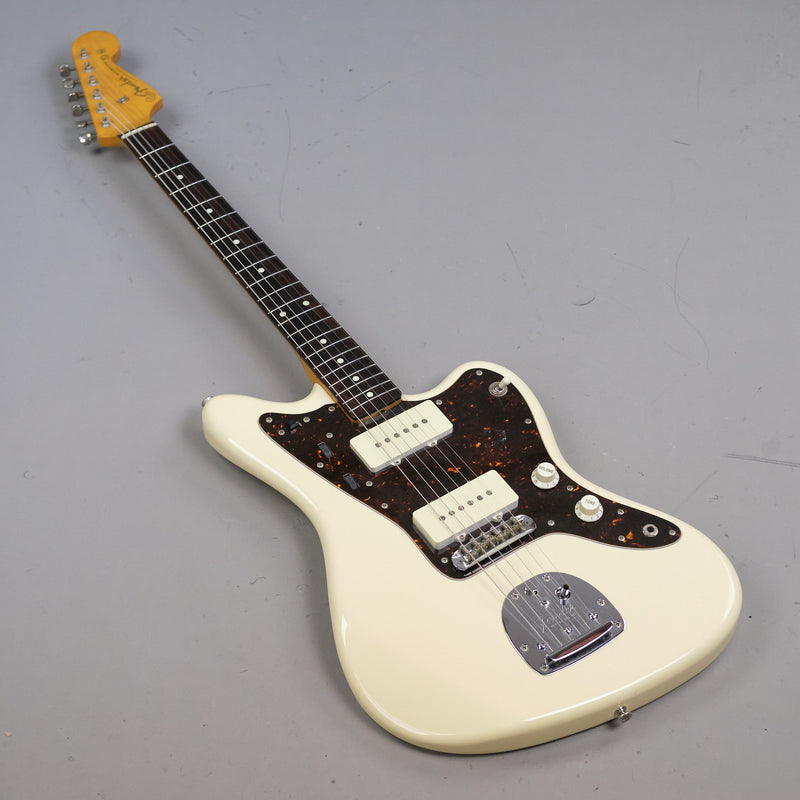 2017 Fender Jazzmaster (Japan, White)