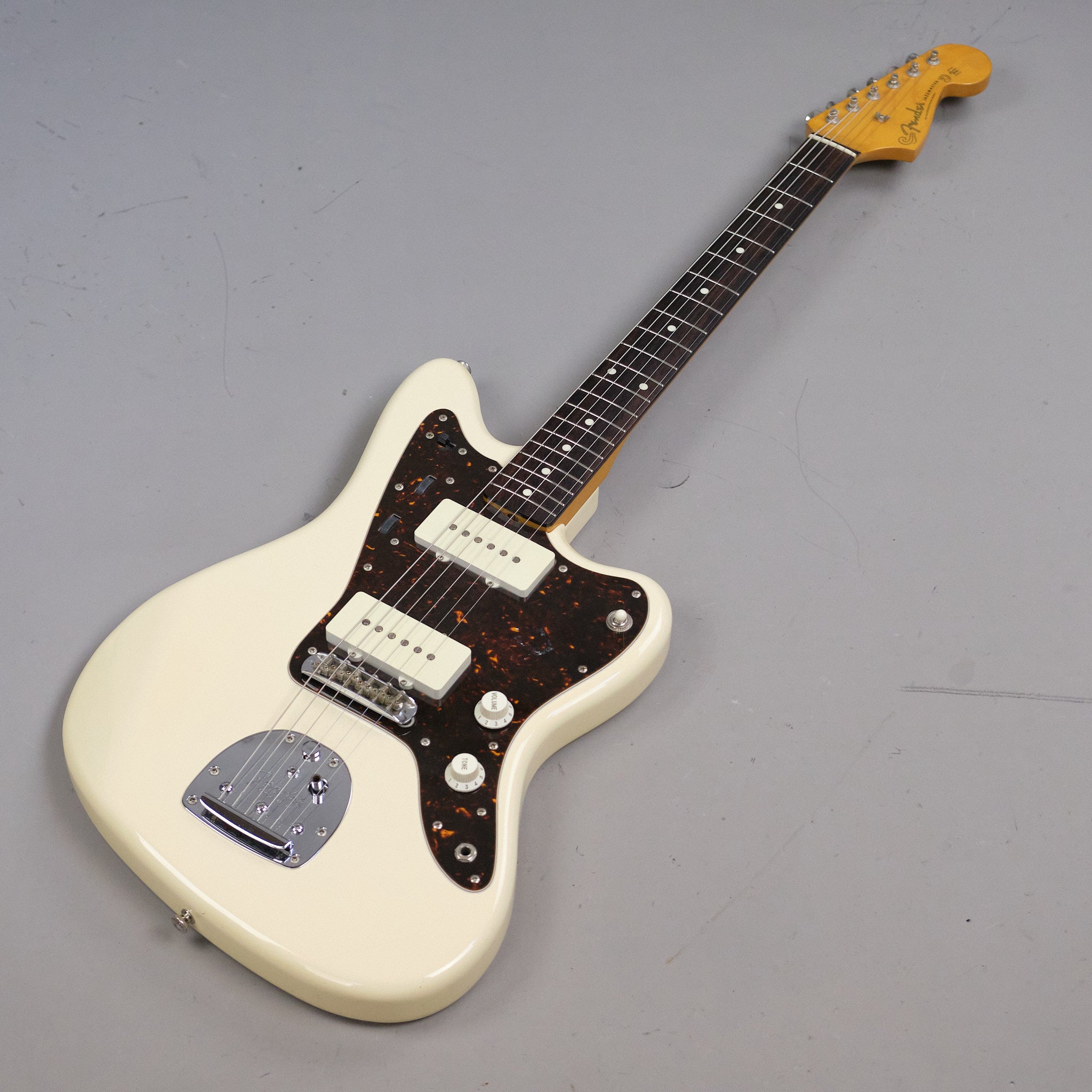 2017 Fender Jazzmaster (Japan, White)