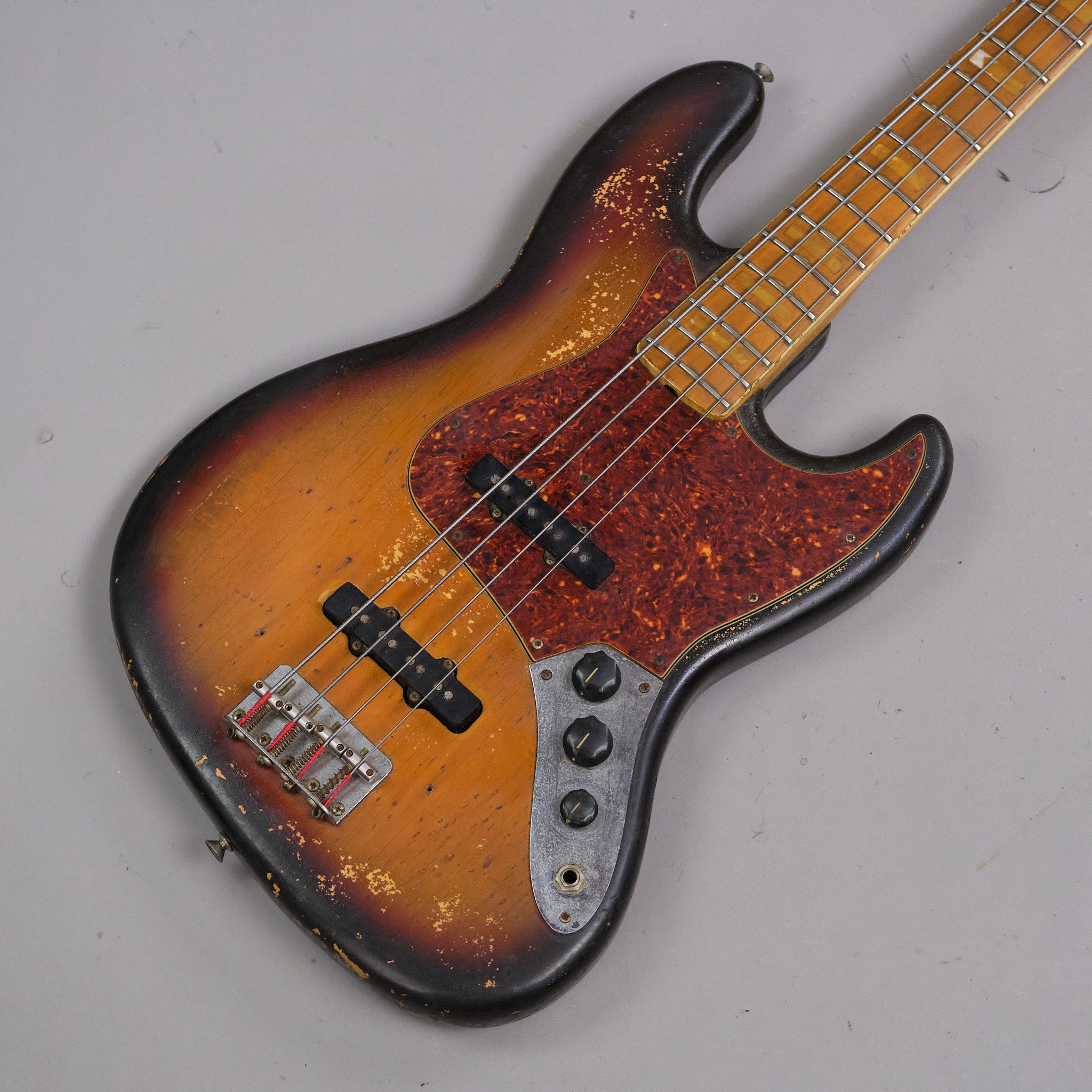 1975 Fender Jazz Bass (USA, Sunburst, OHSC)