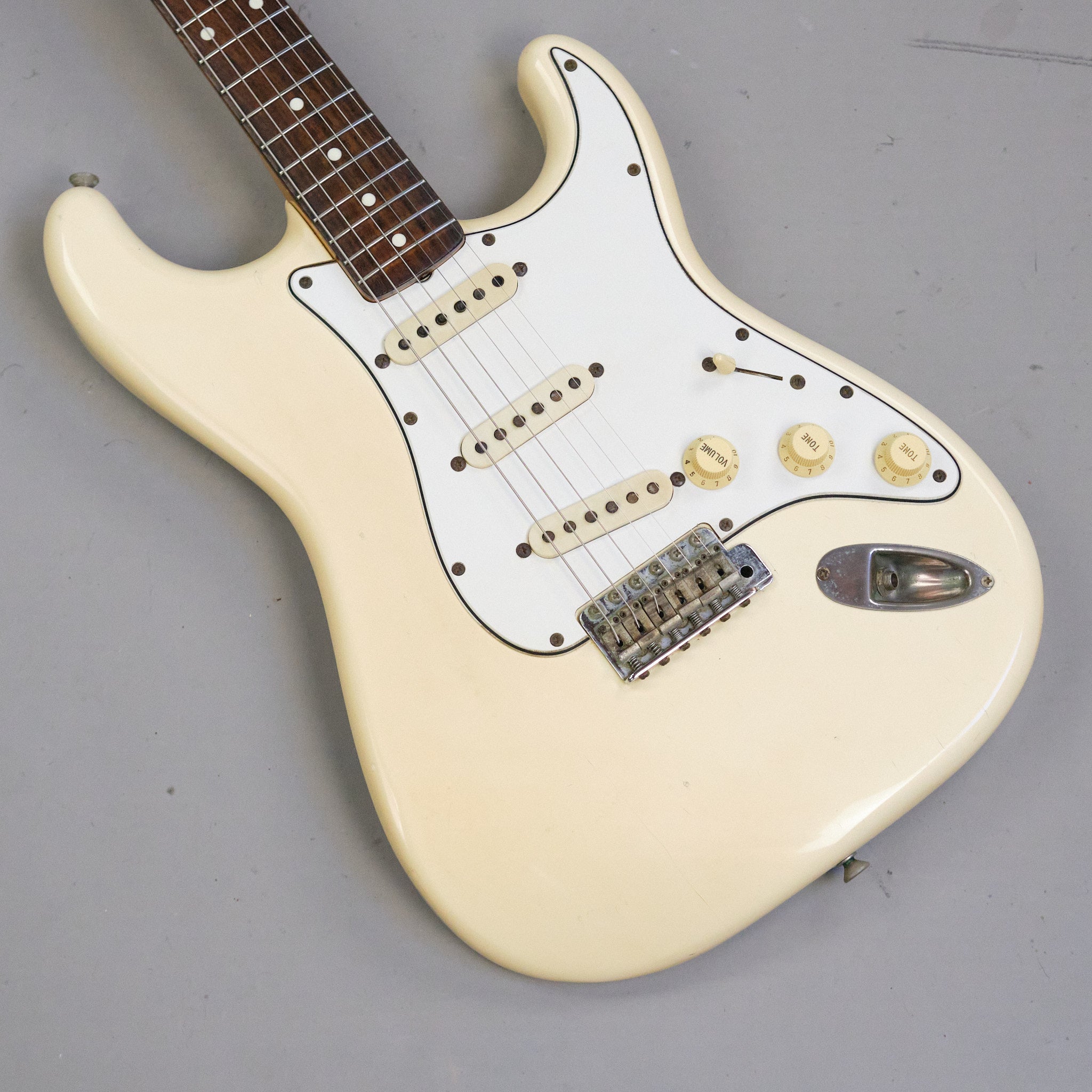 Fender 日本製 Stratocaster cream white Vintage 1985 Fender '72 Reissue ST72-70 Stratocaster MIJ E