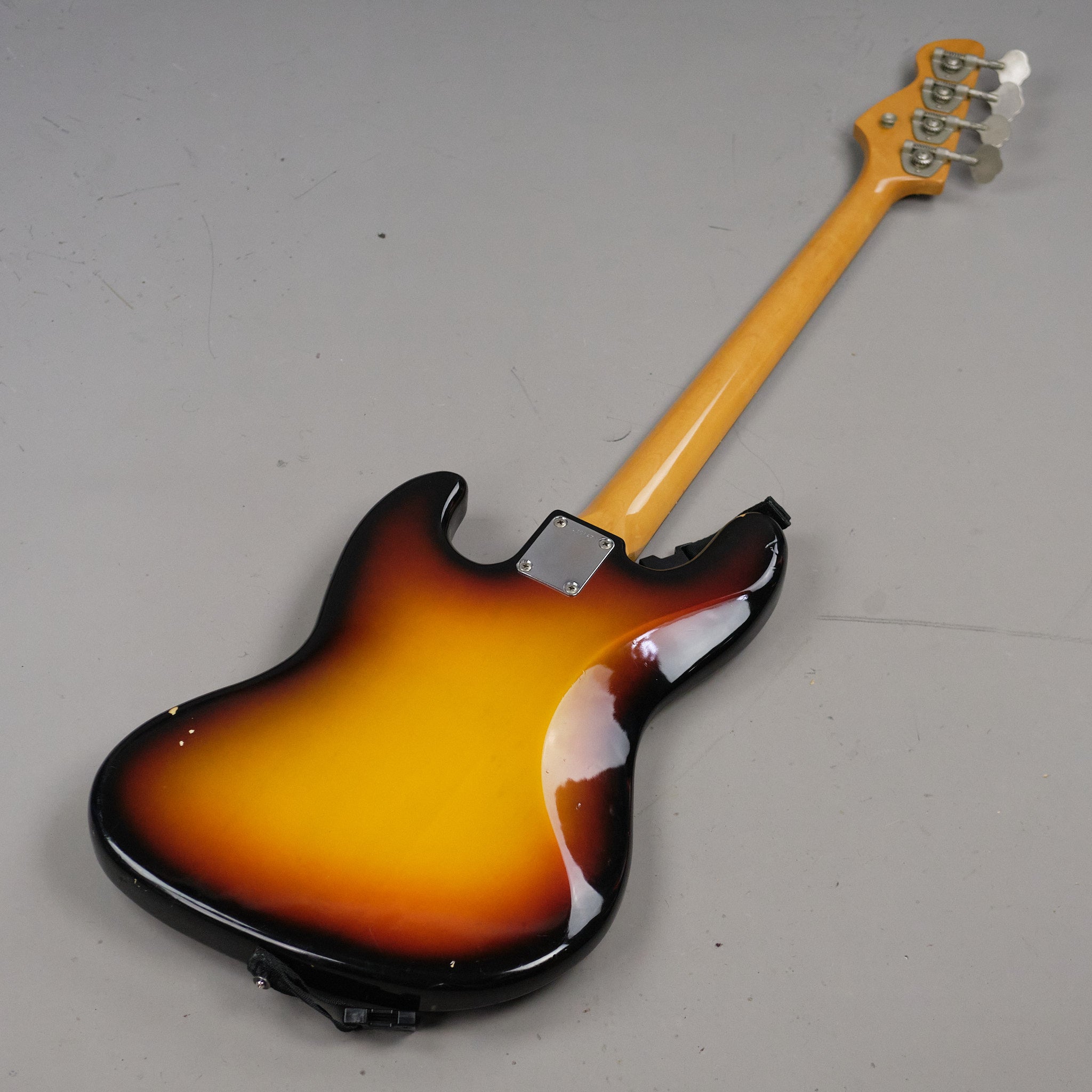 1986 Tokai Jazz Bass (Japan, Sunburst)