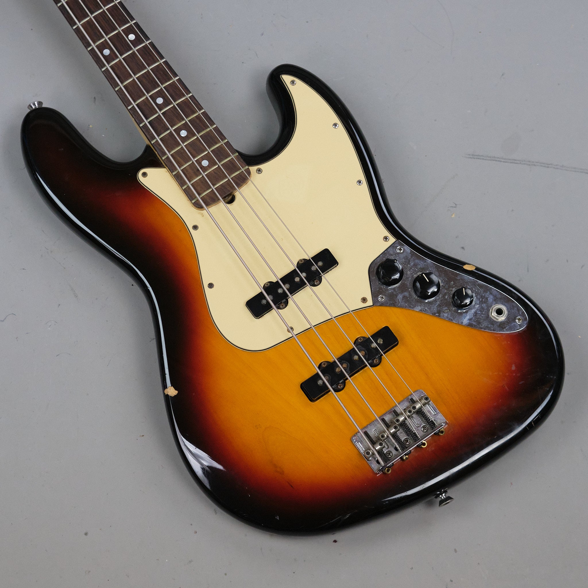 2006 Fender 60th Anniversary American Jazz Bass (USA, Sunburst, OHSC)