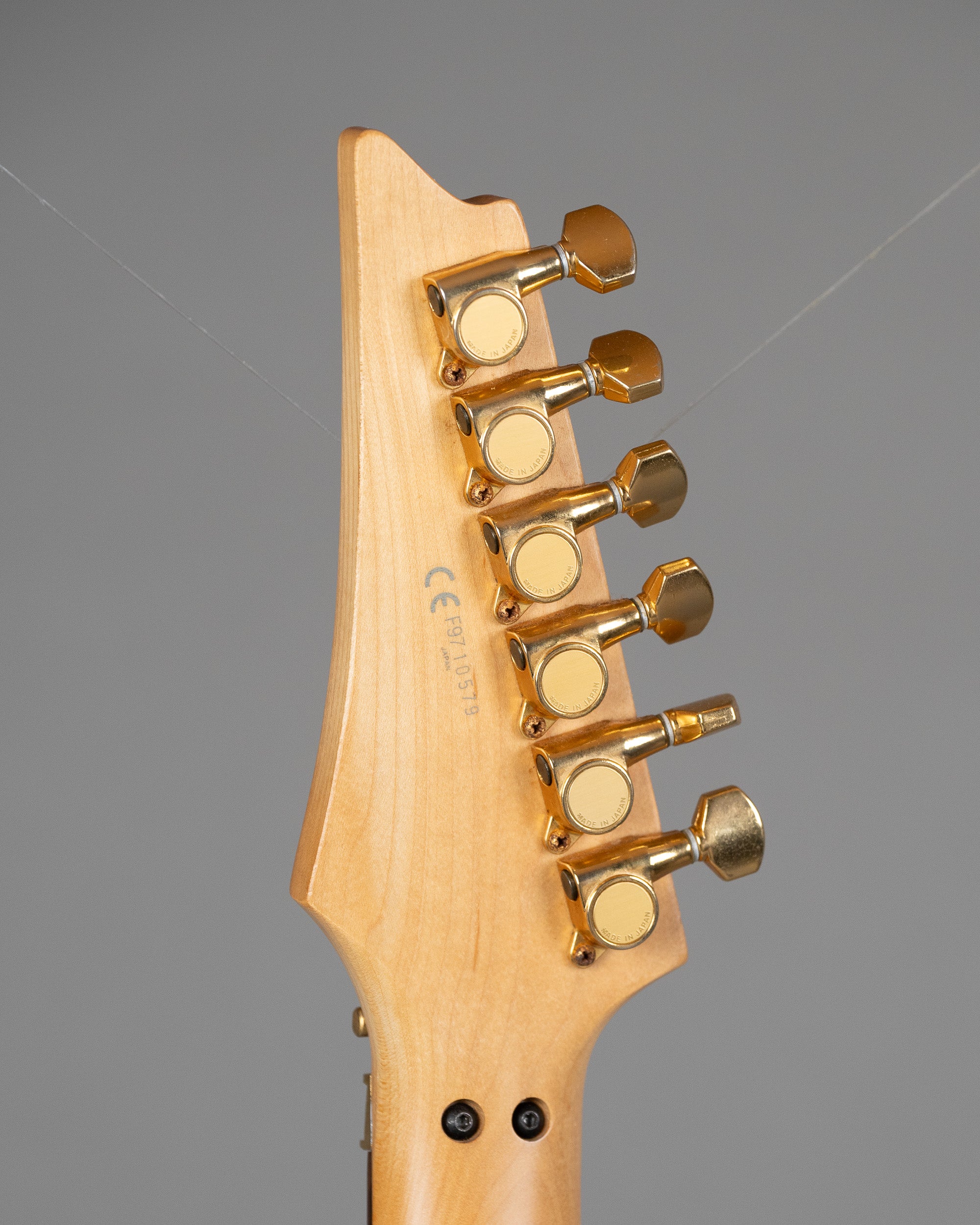 1997 Ibanez RG550DX (Japan, White/Gold Hardware)