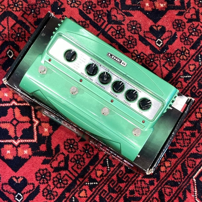 c2000s Line 6 DL4 Delay Modeller (China, Box, PSU)