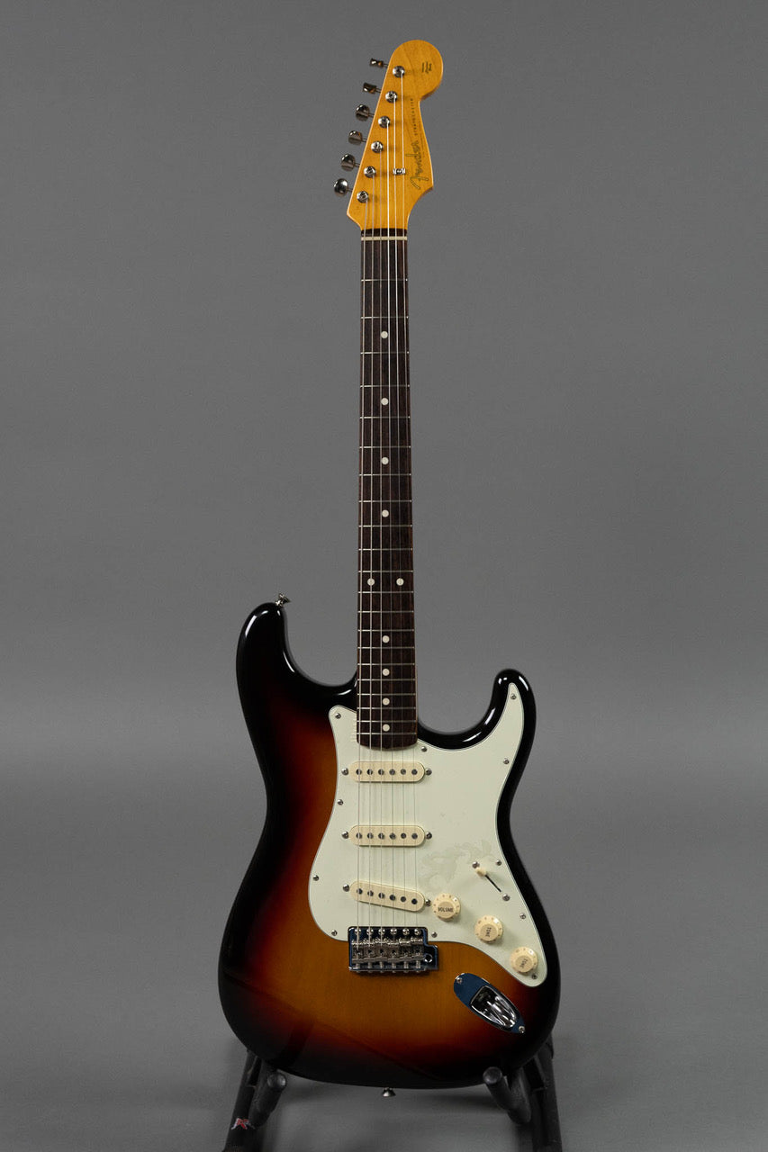 2016 Fender '62 Stratocaster (Japan, Sunburst)