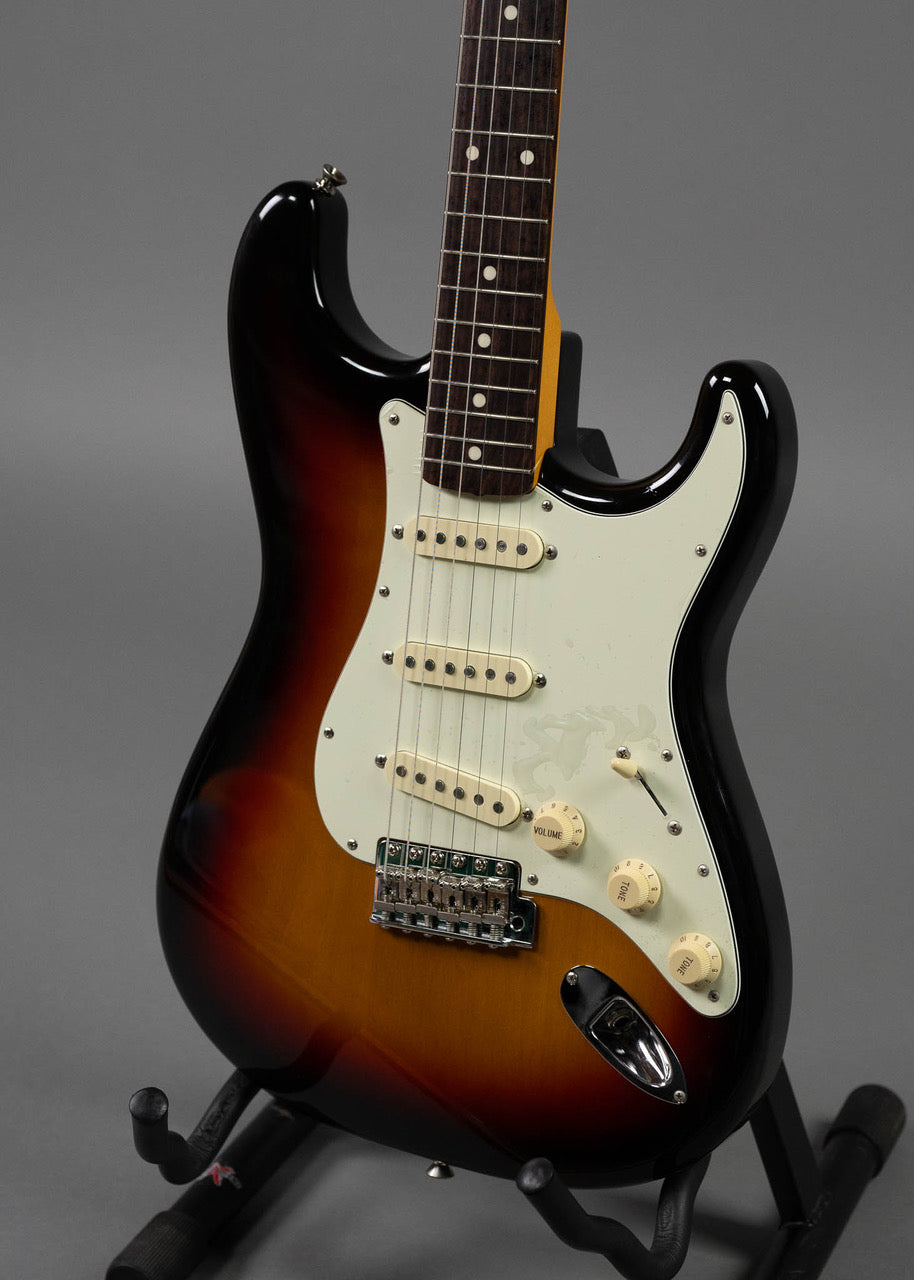 2016 Fender '62 Stratocaster (Japan, Sunburst)