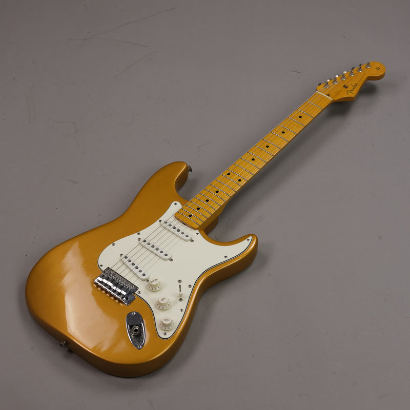 2010 Fender Stratocaster (Japan, Gold)