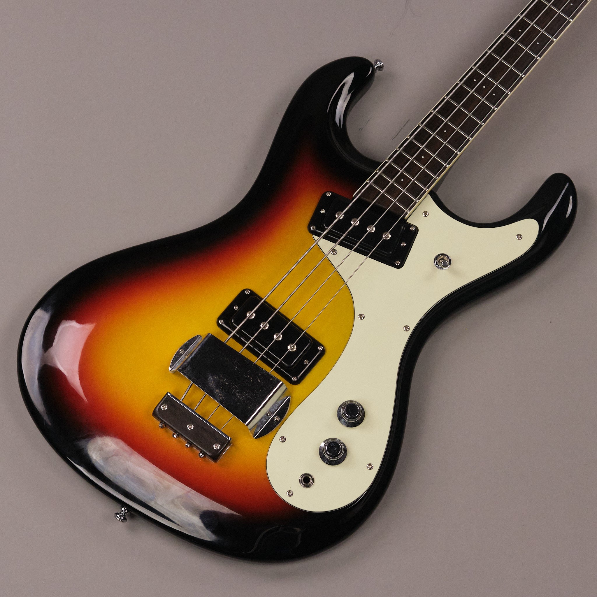 c1990s Mosrite 'The Ventures' 65 Bass (Japan, Sunburst)