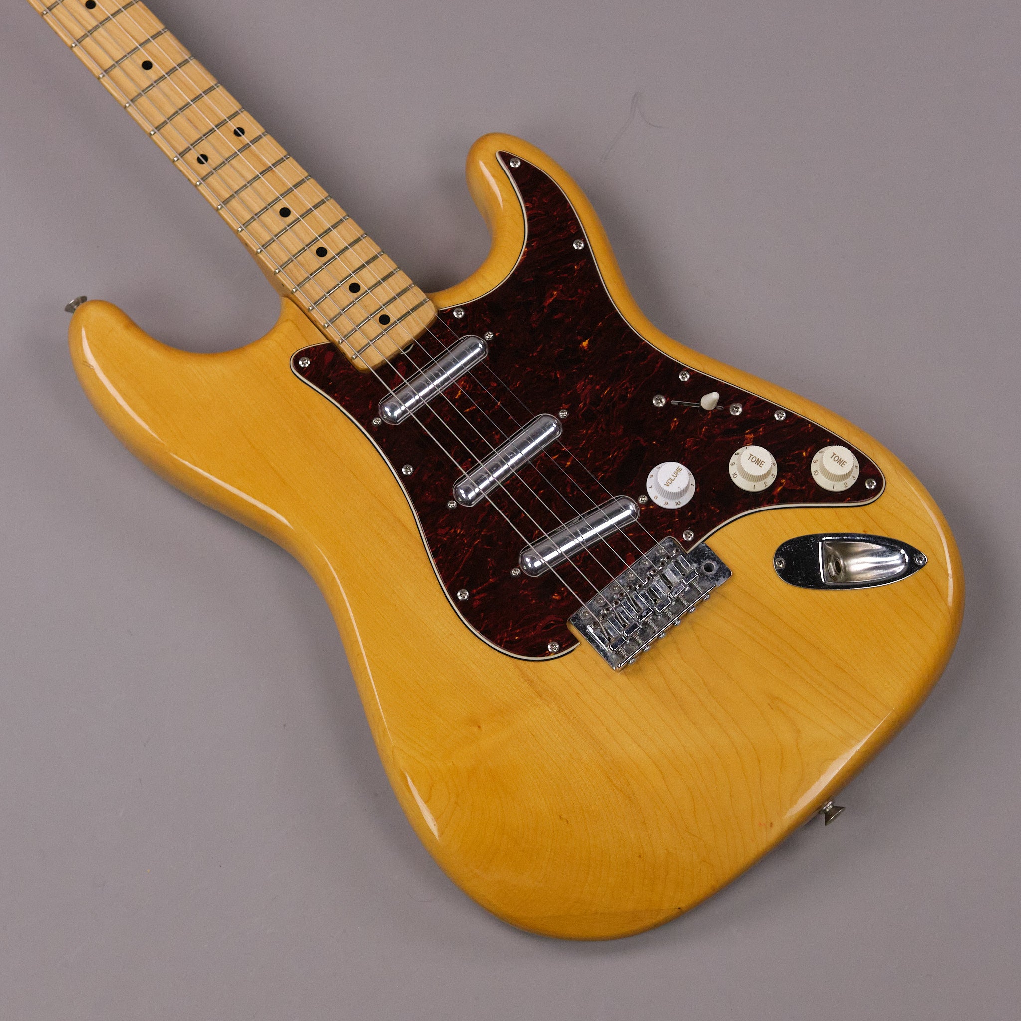 1976 Greco Supersounds Strat (Japan, Natural)