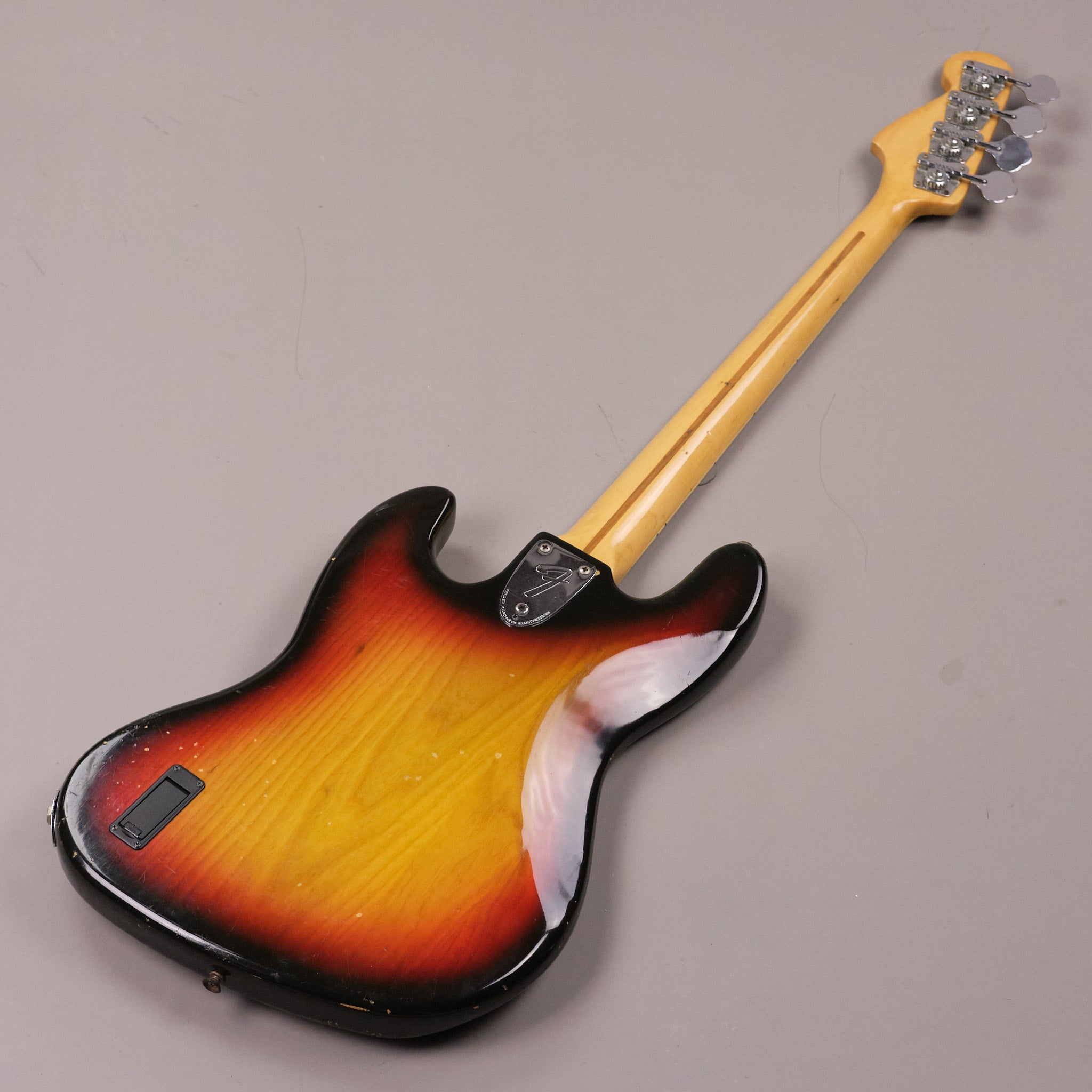 1977 Fender Jazz Bass (USA, Sunburst)