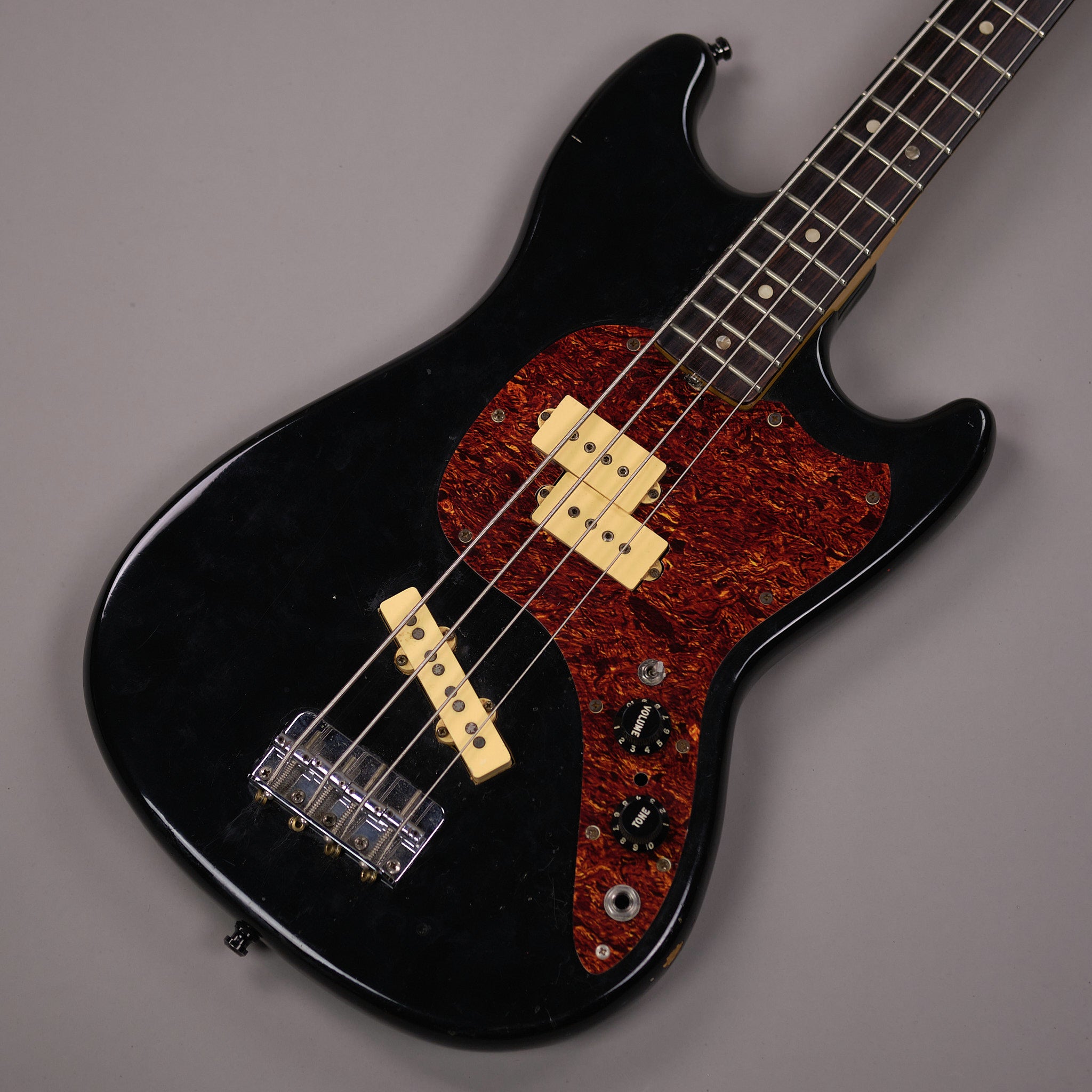 1978 Fender Musicmaster Bass (USA, Black, Fender HSC)