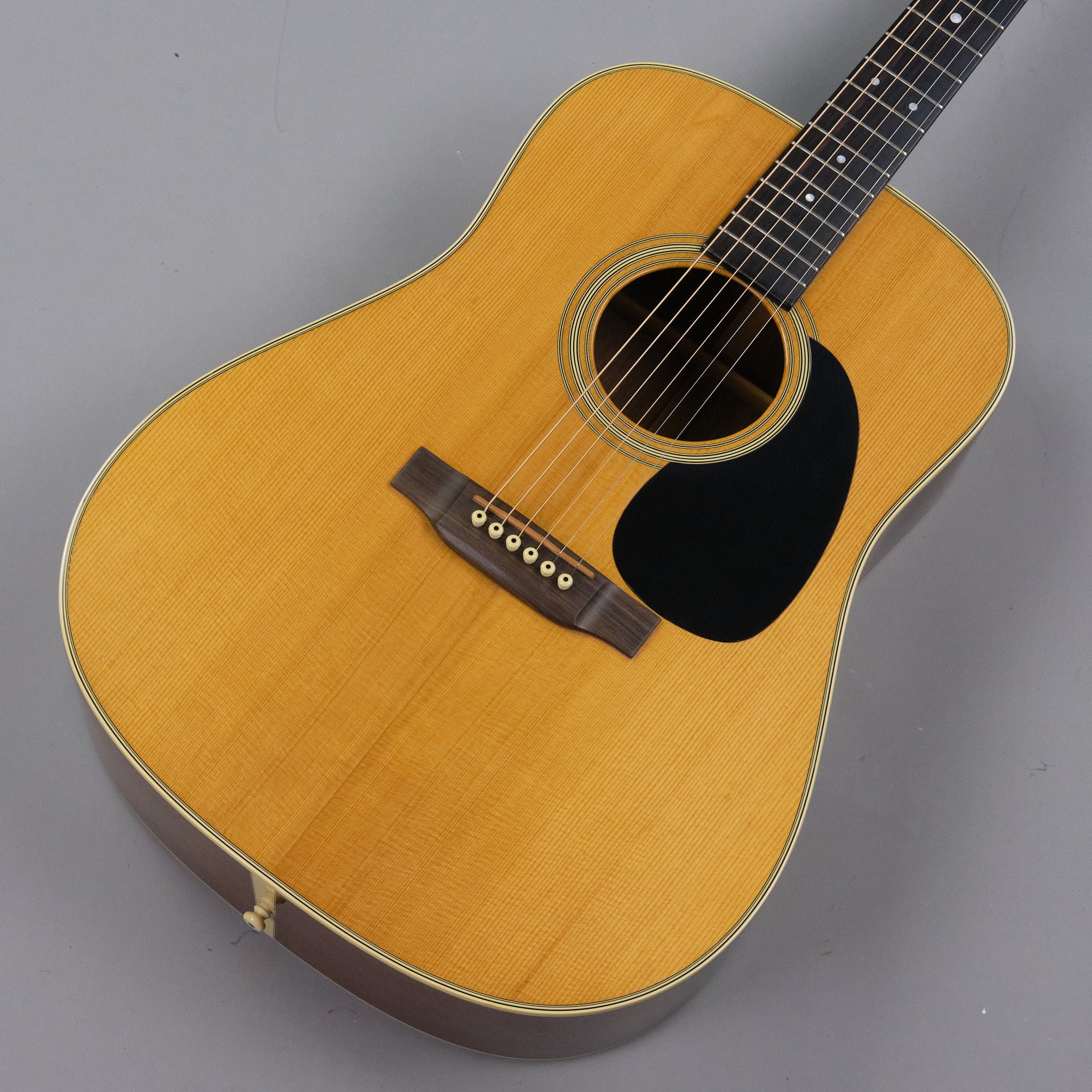 1999 Martin D-28 Dreadnought (USA, Natural, OHSC)