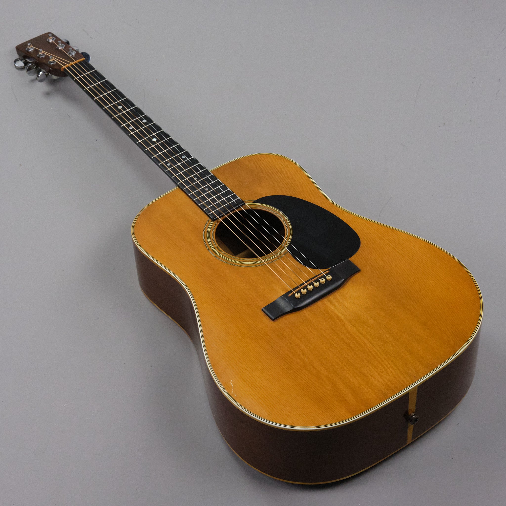 1977 Martin D-28 Dreadnought (USA, Natural, Pickup, OHSC)