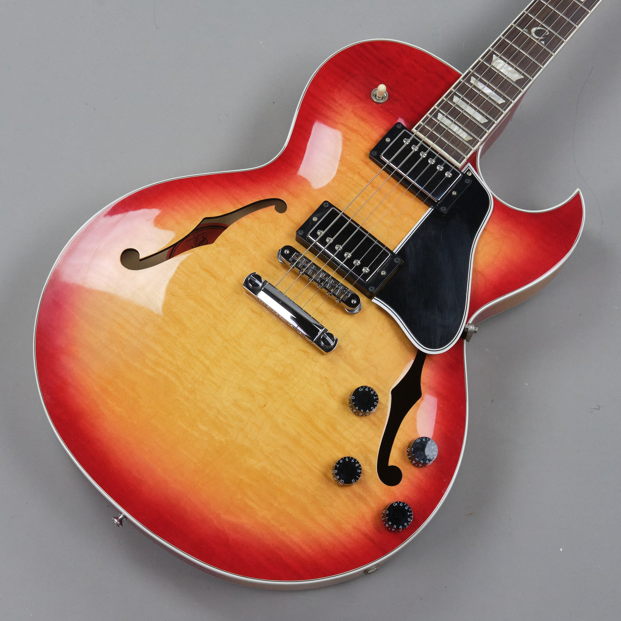 2010 Gibson ES137 Classic (USA, Cherry Sunburst, OHSC)