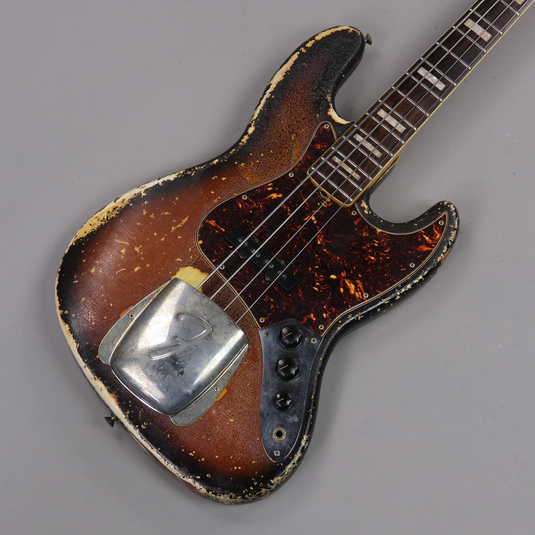 1968 Fender Jazz Bass (USA, Sunburst)