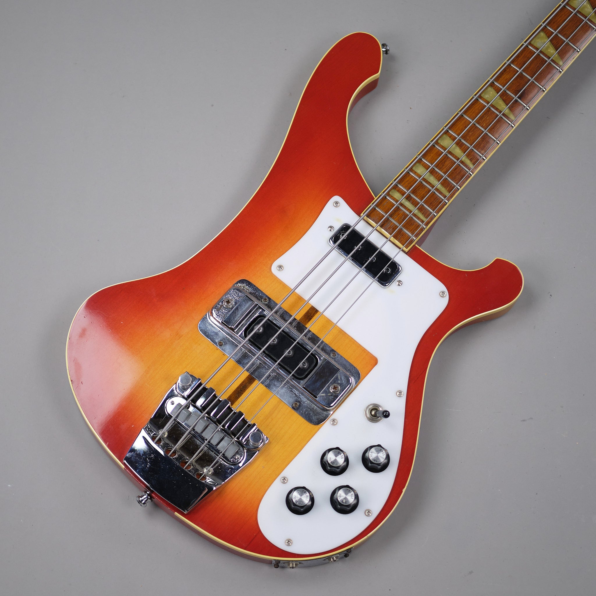 1974 Rickenbacker 4001 (USA, Fireglo, HSC)