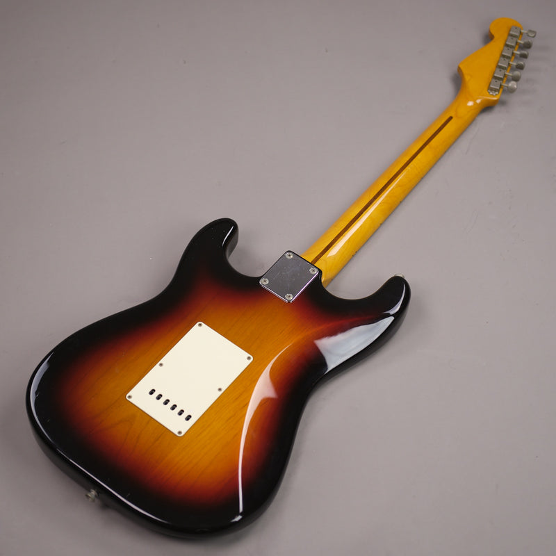 2002 Fender Stratocaster (Japan, Sunburst)
