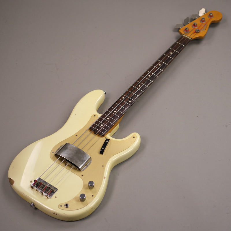 c2000s Fender AVRI P Bass ex Jet (USA, Olympic White, OHSC)