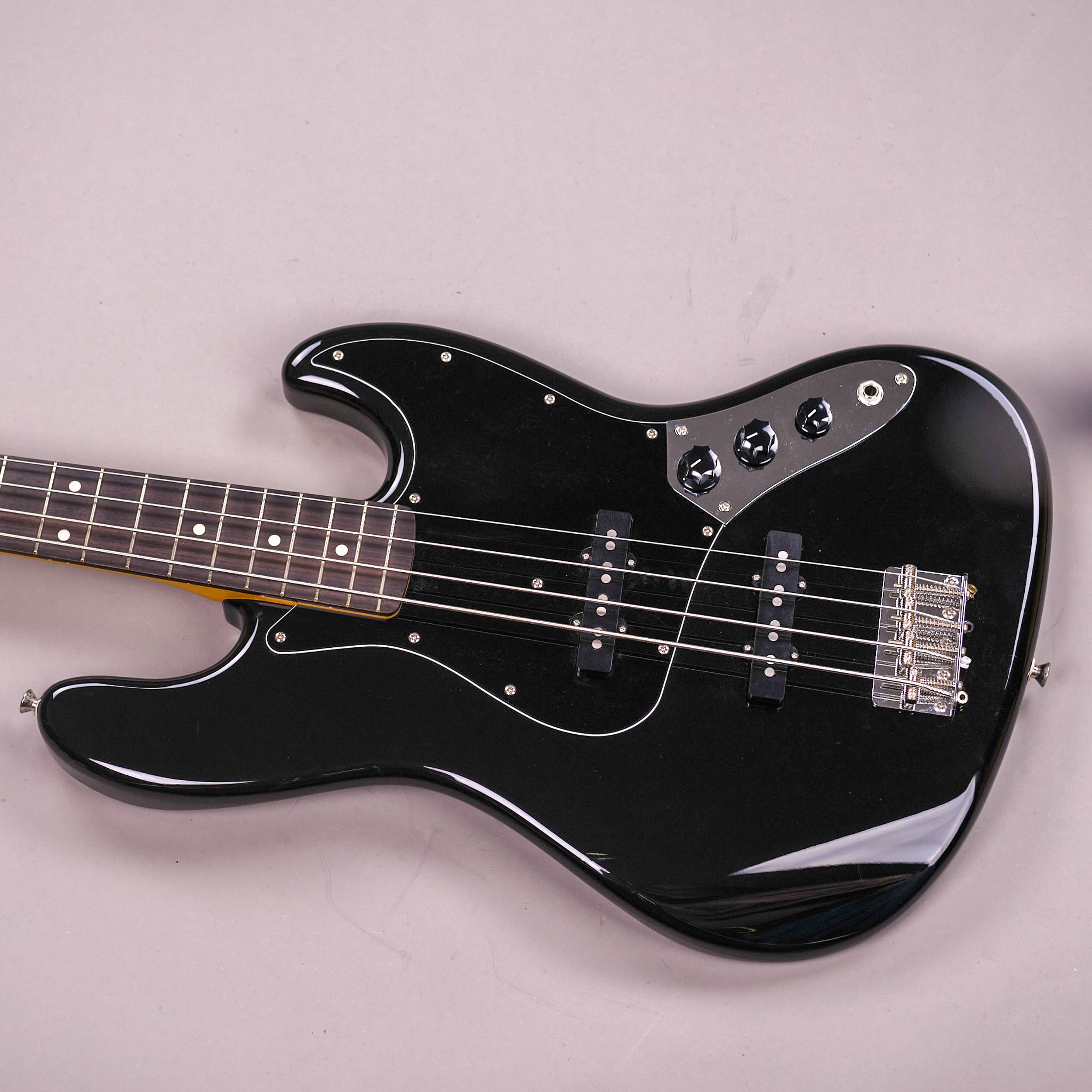 2016 Cool Z Jazz Bass (Japan, Black)