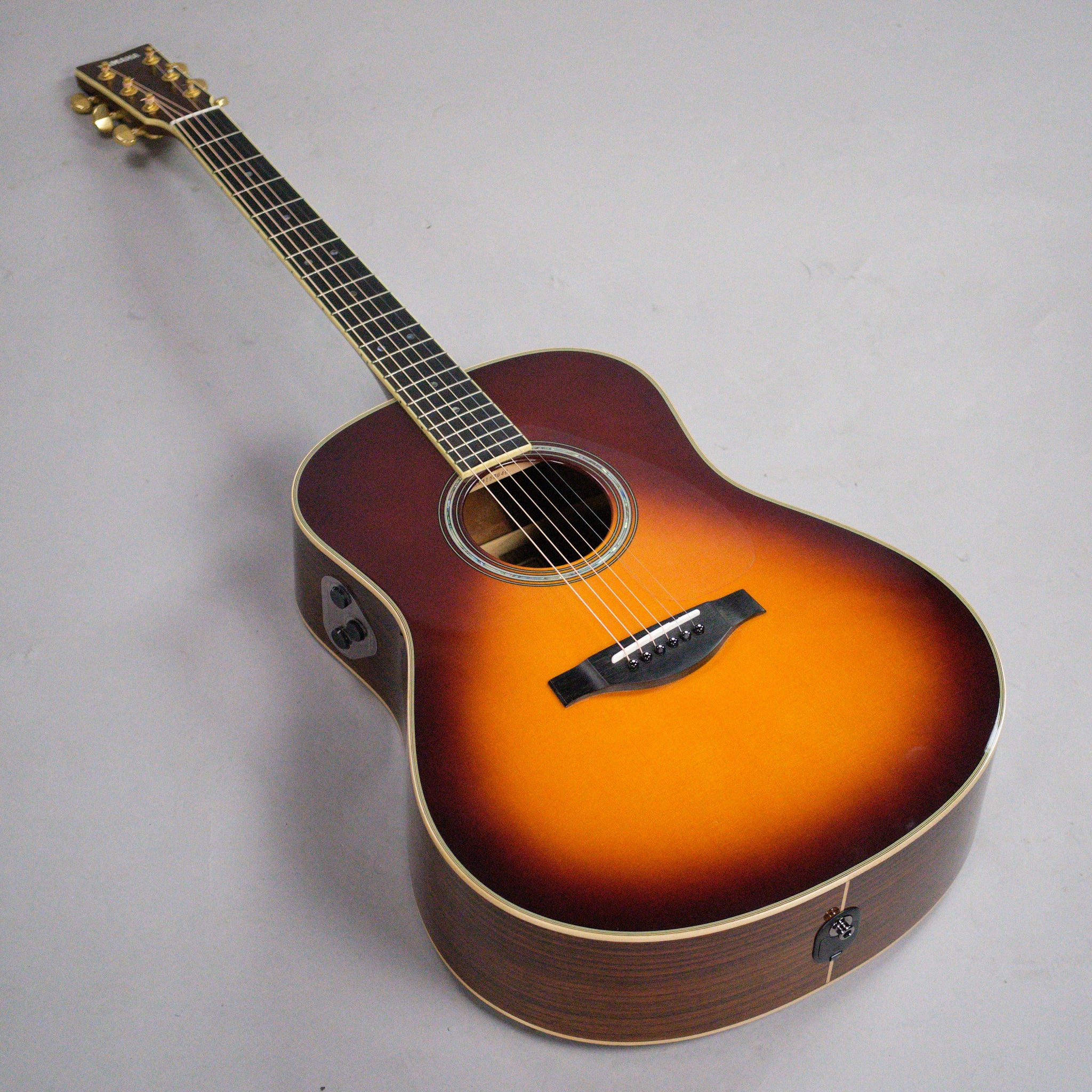 2020s Yamaha LL-TA TransAcoustic (China, Sunburst)