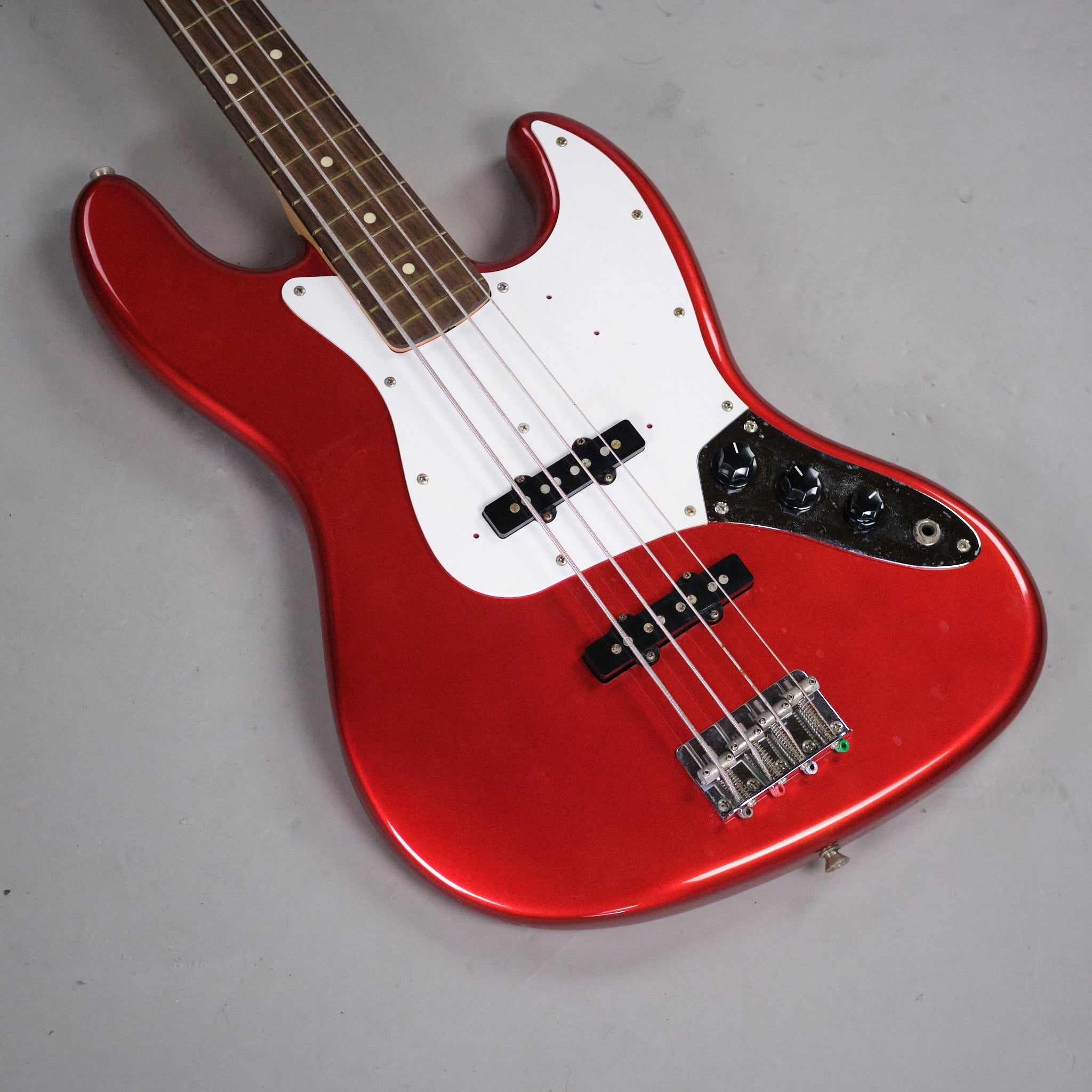 1994 Fender Jazz Bass (Japan, Candy Apple Red)