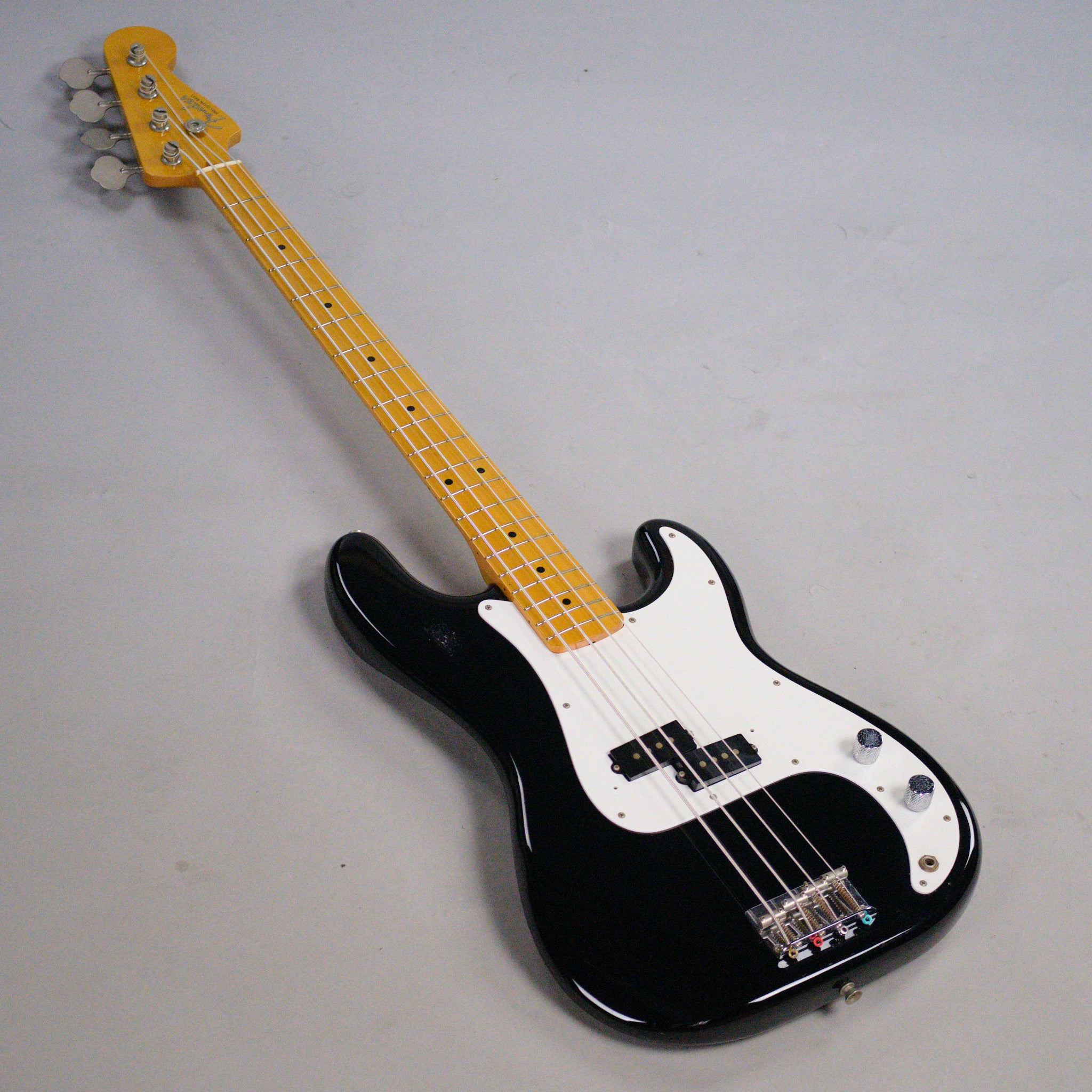 2006 Fender Precision Bass (Japan, Black)