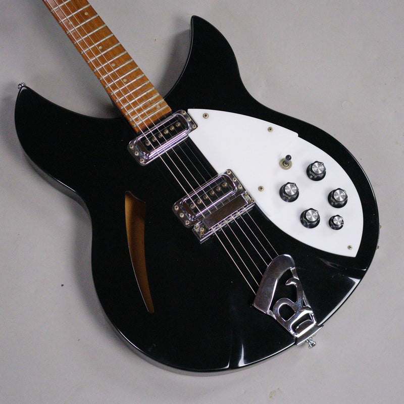 1996 Rickenbacker 330 (USA, Jetglo, OHSC)