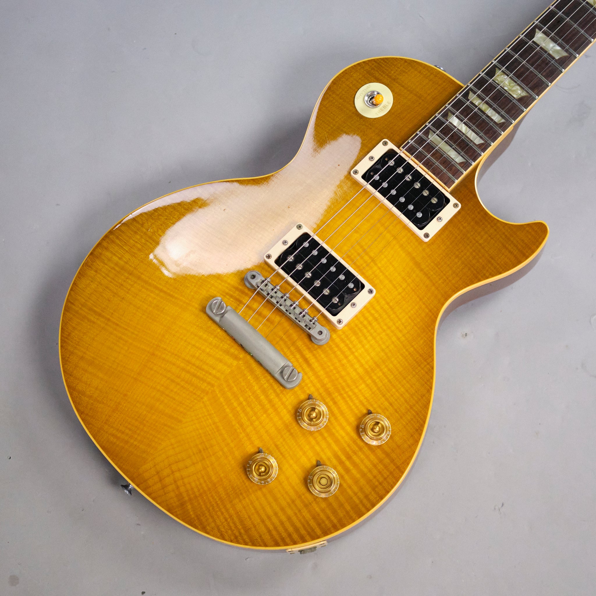 1995 Gibson Les Paul Classic Plus (USA, Honeyburst, OHSC)