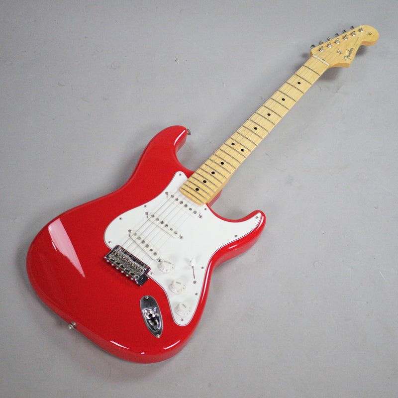 2022 Fender Stratocaster (Japan, Red)