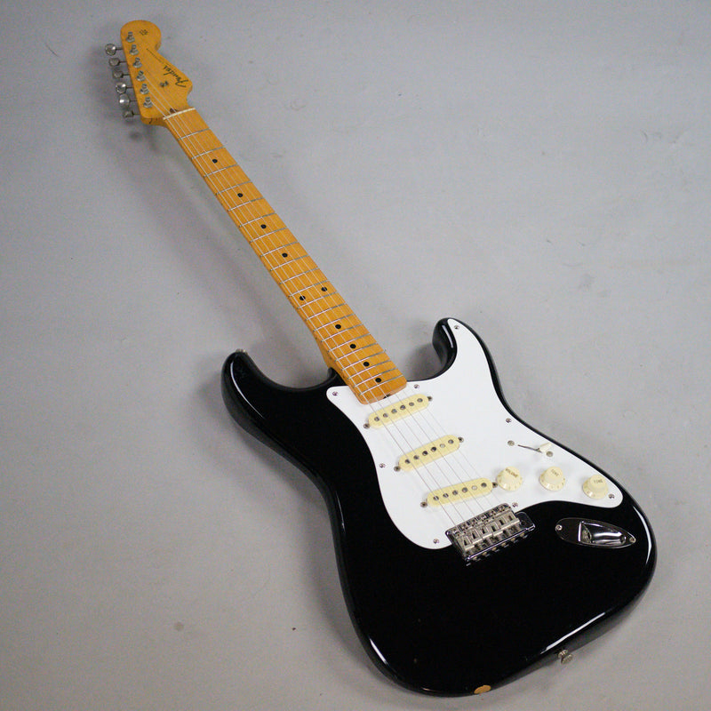 1985 Fender Stratocaster (Japan, Black )