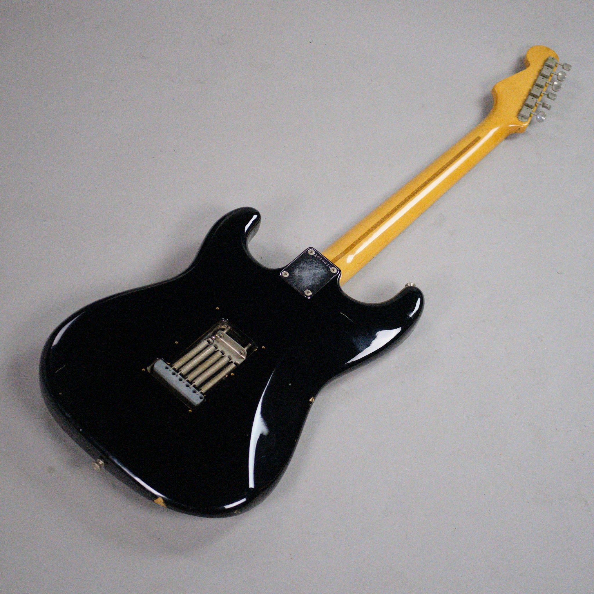 1985 Fender Stratocaster (Japan, Black )