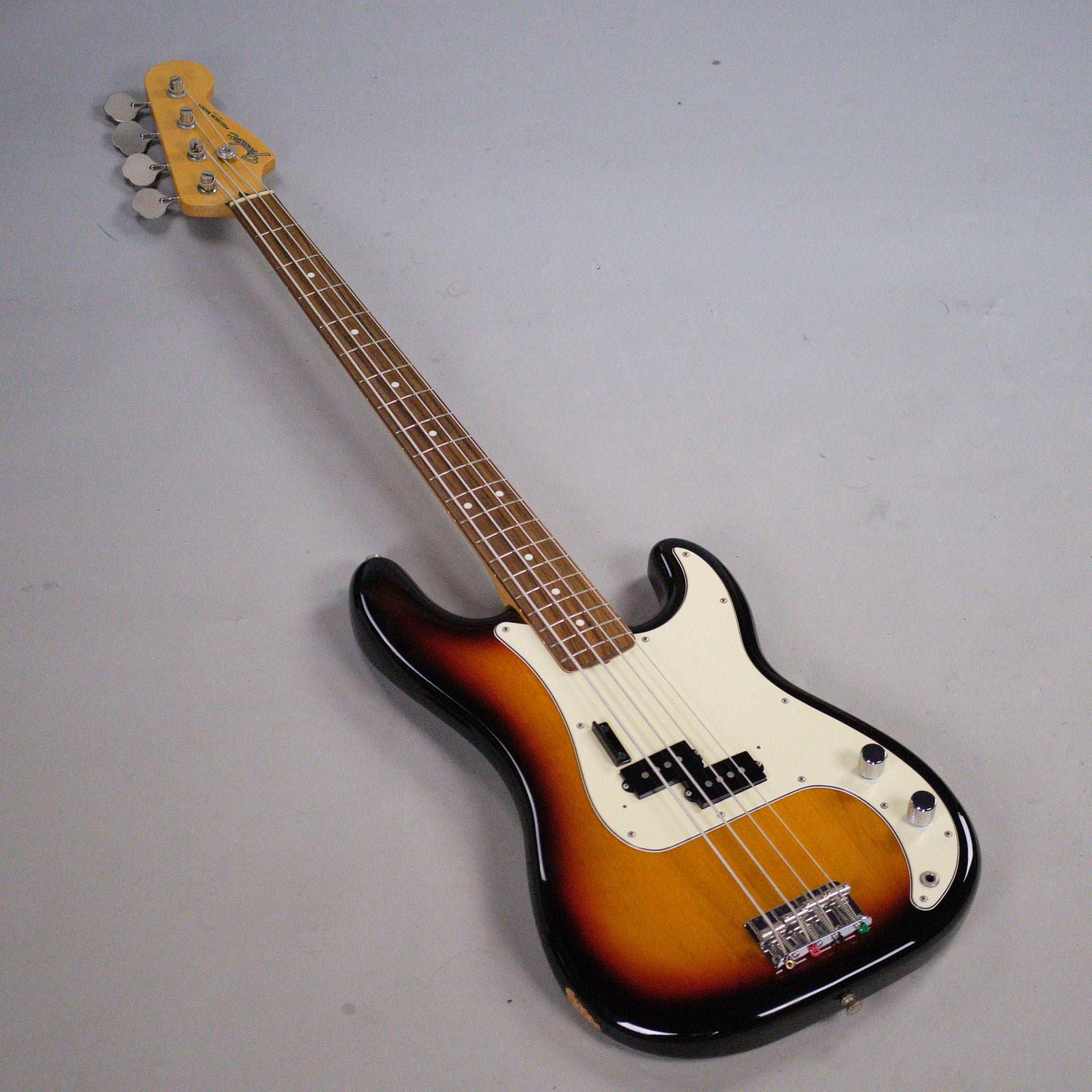 1995 Fender Precision Bass (Japan, Sunburst, SN: T053443)