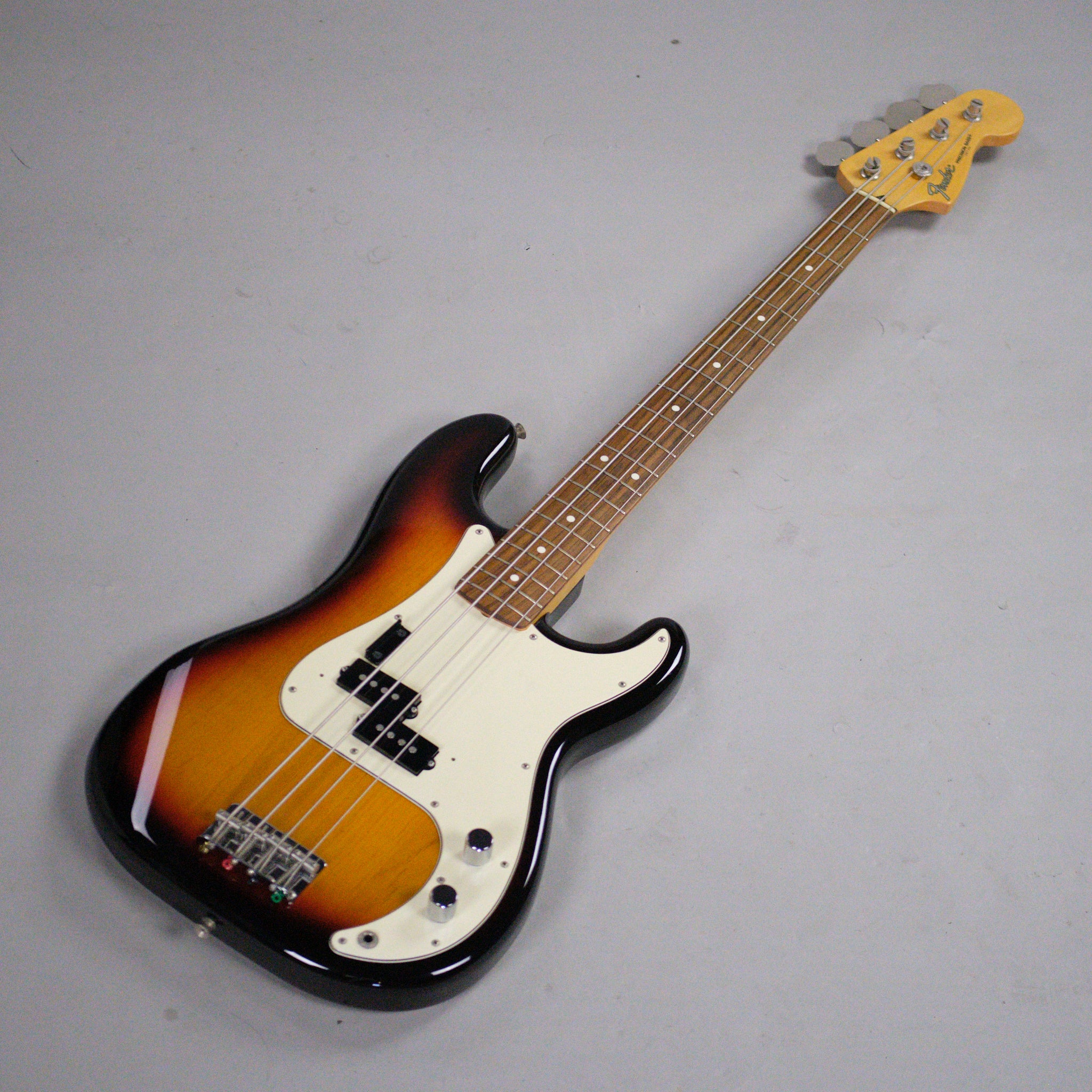 1995 Fender Precision Bass (Japan, Sunburst, SN: T053443)