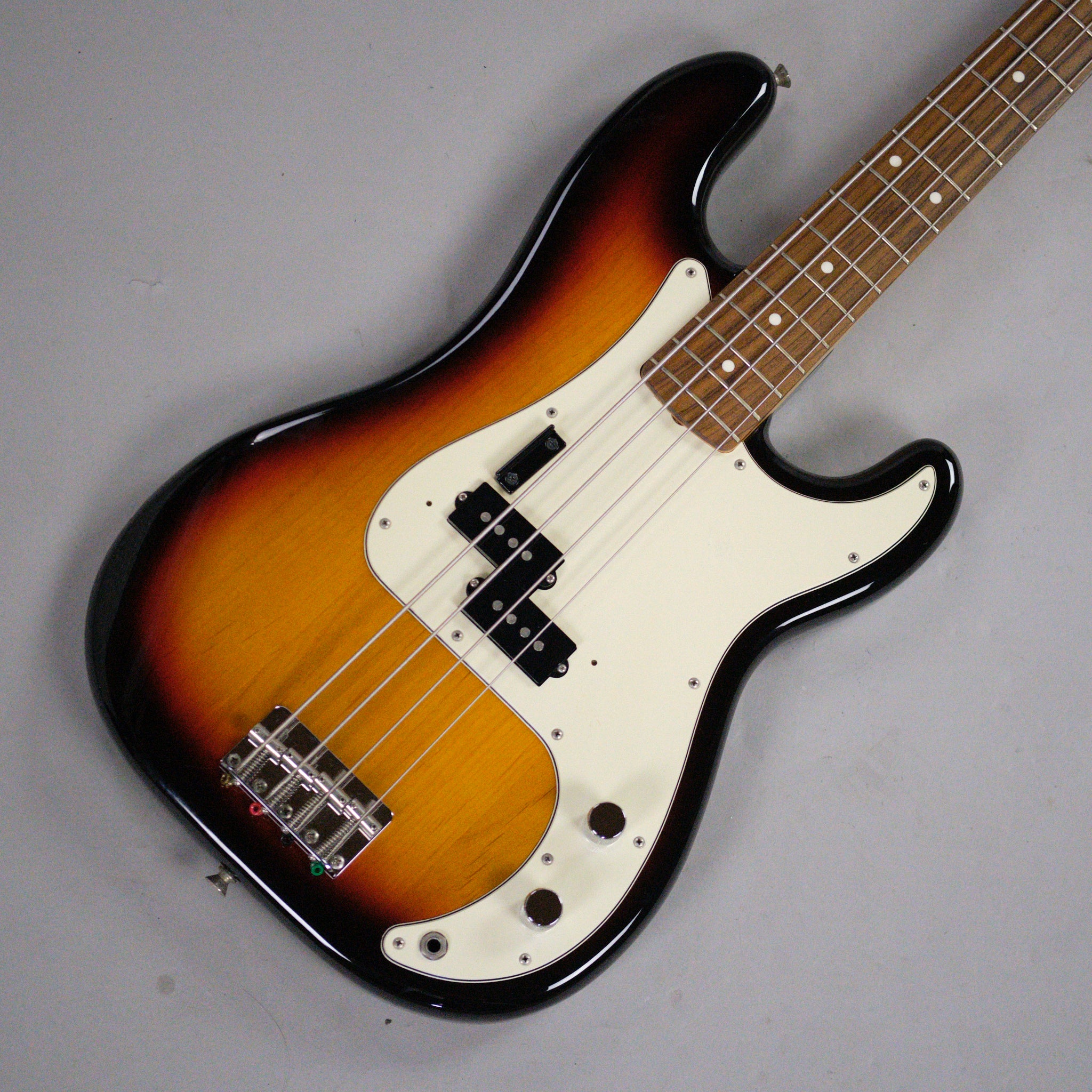 1995 Fender Precision Bass (Japan, Sunburst, SN: T053443)