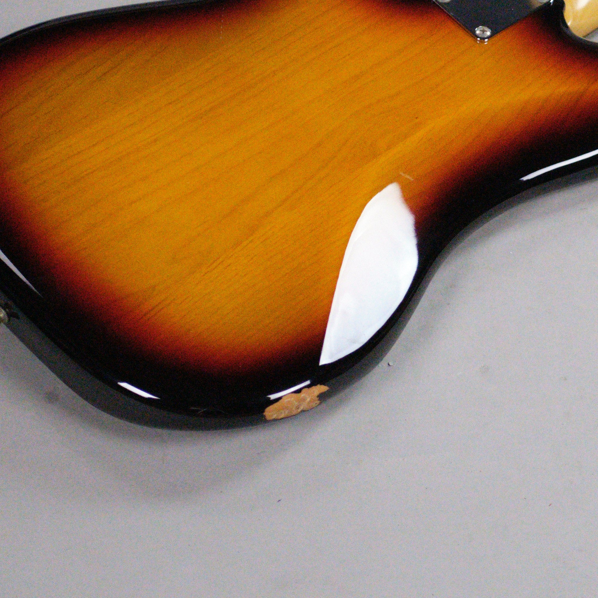 1995 Fender Precision Bass (Japan, Sunburst, SN: T053443)