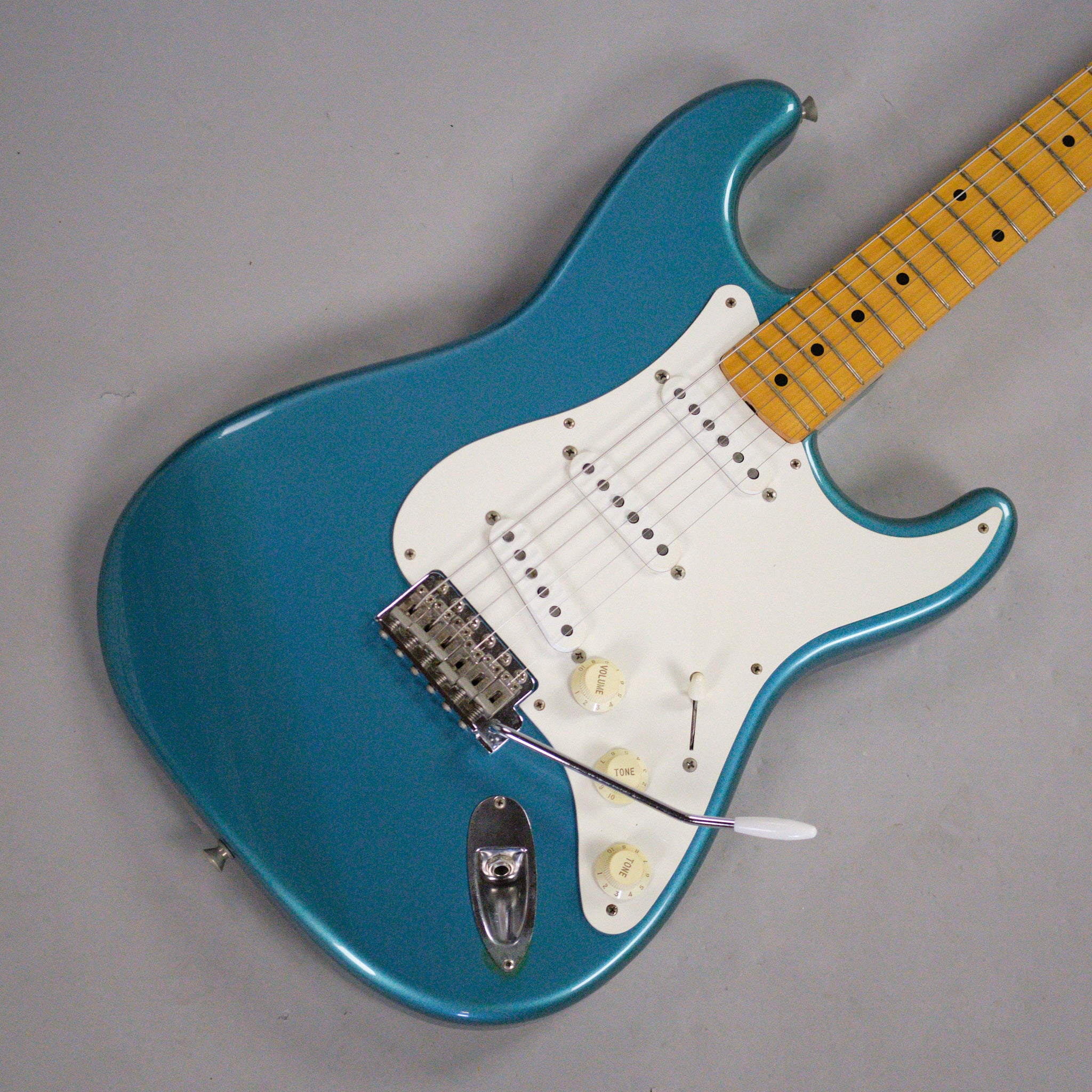 2000 Fender '57 Stratocaster (Japan, Lake Placid Blue)