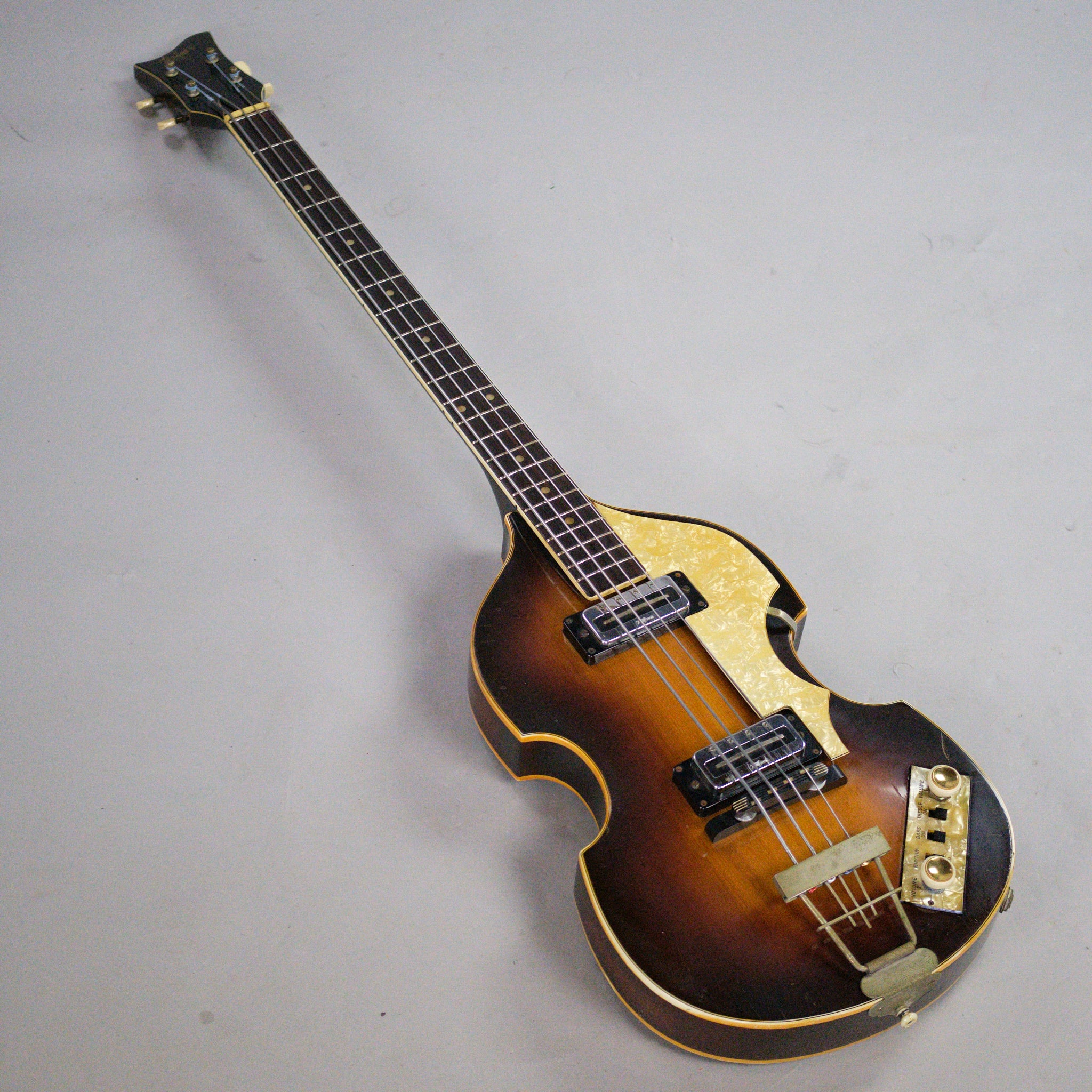 c1967 Hofner 500/1 Beatle Bass (Germany, Sunburst)