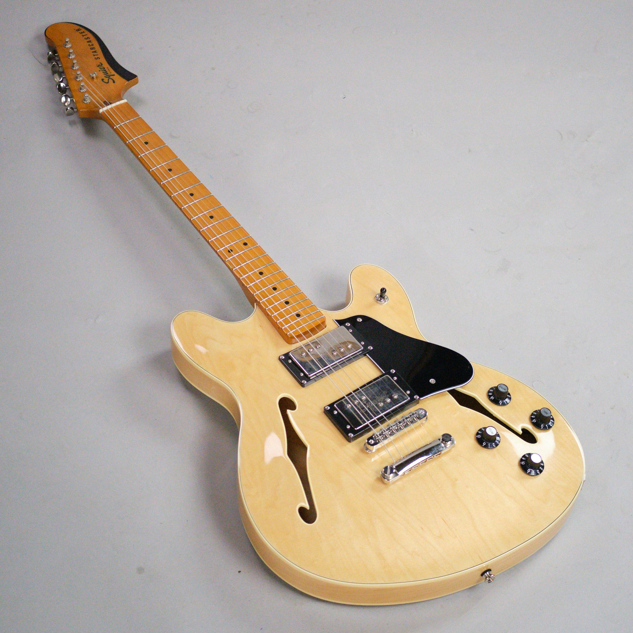 2020s Squier Classic Vibe Starcaster (Indonesia, Natural)