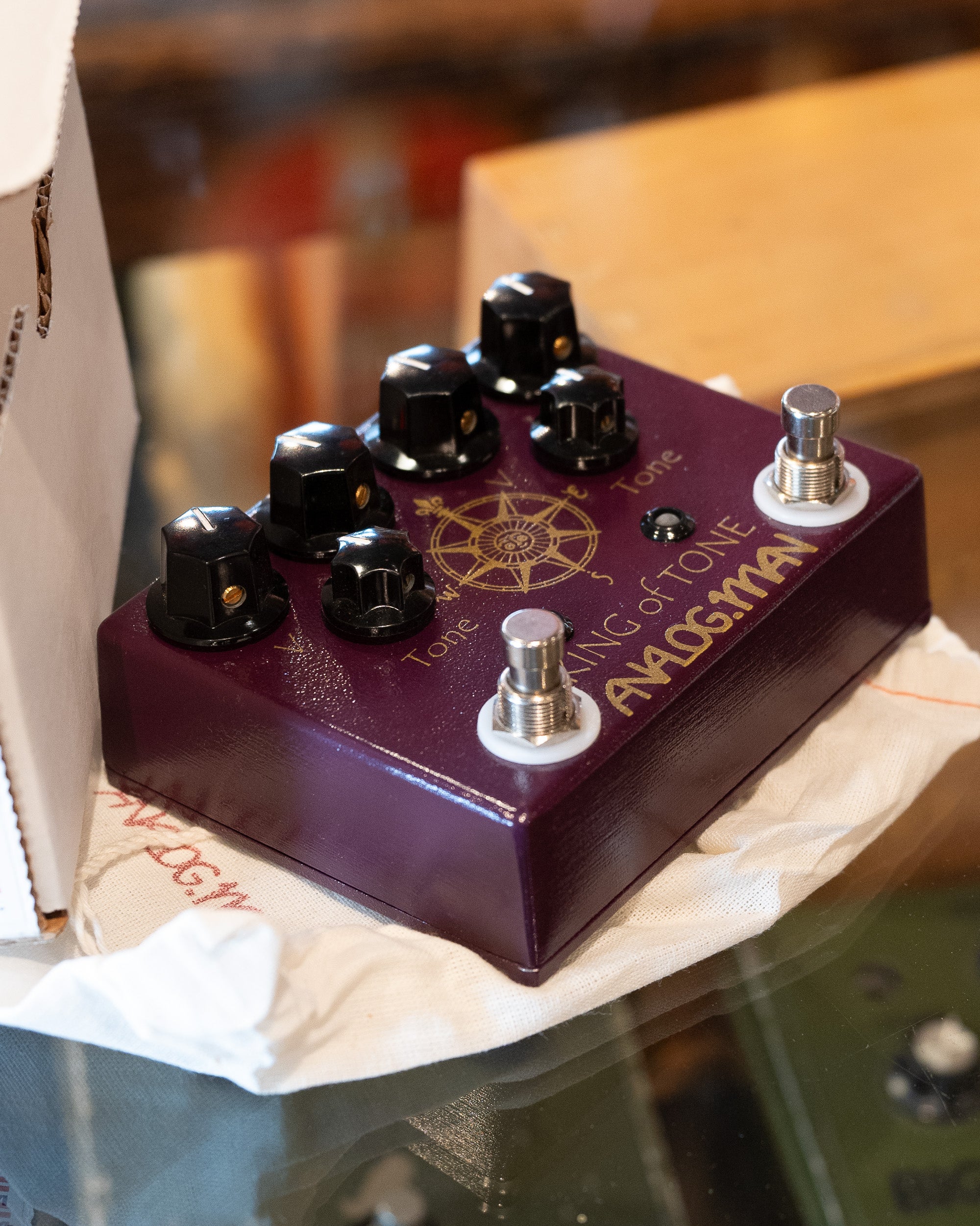 2019 Analog Man King Of Tone Hi-Gain Red Side Buffer (USA, Box)