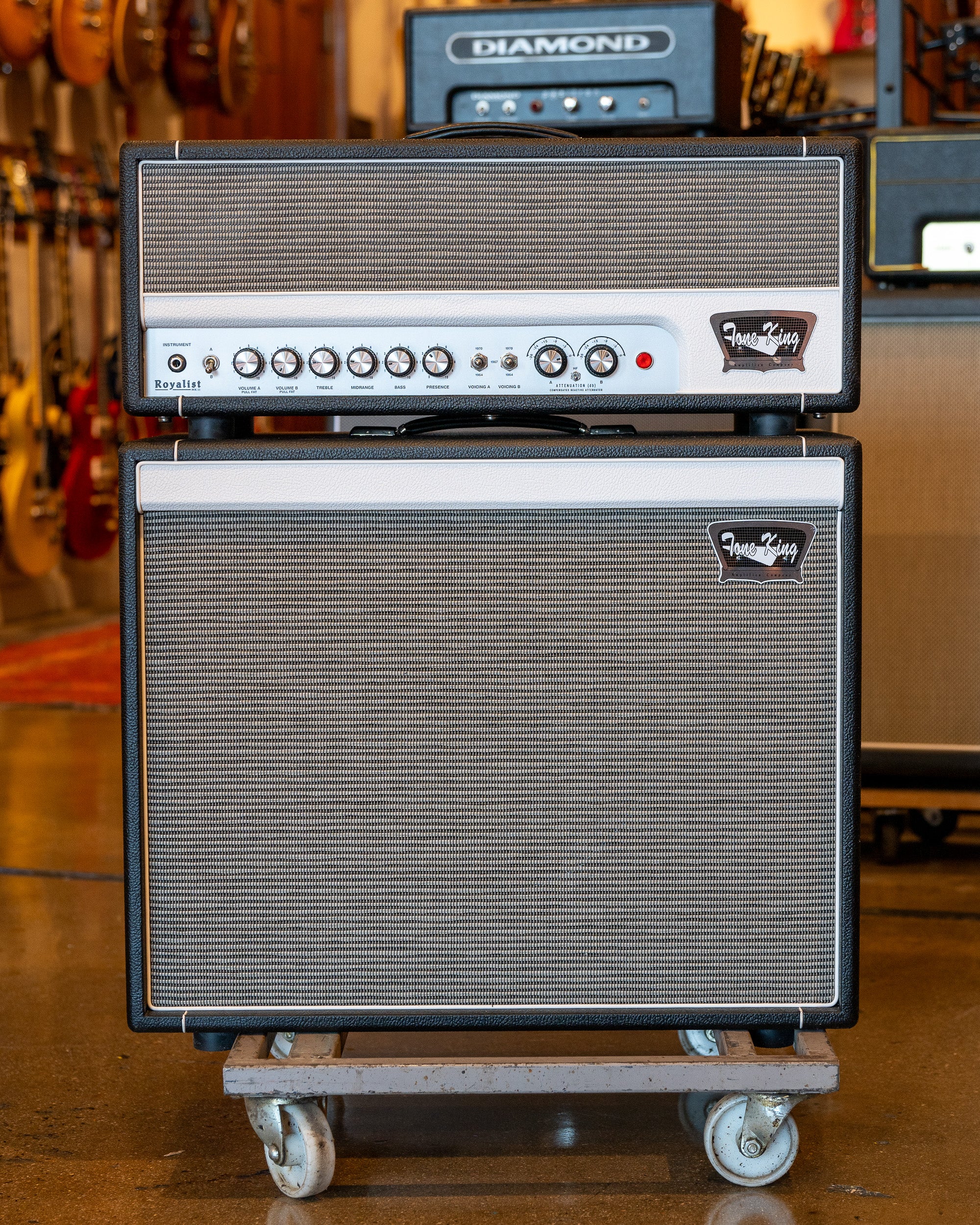 c2020s Tone King Royalist Head and Box (USA, 40 Watts, 240V)