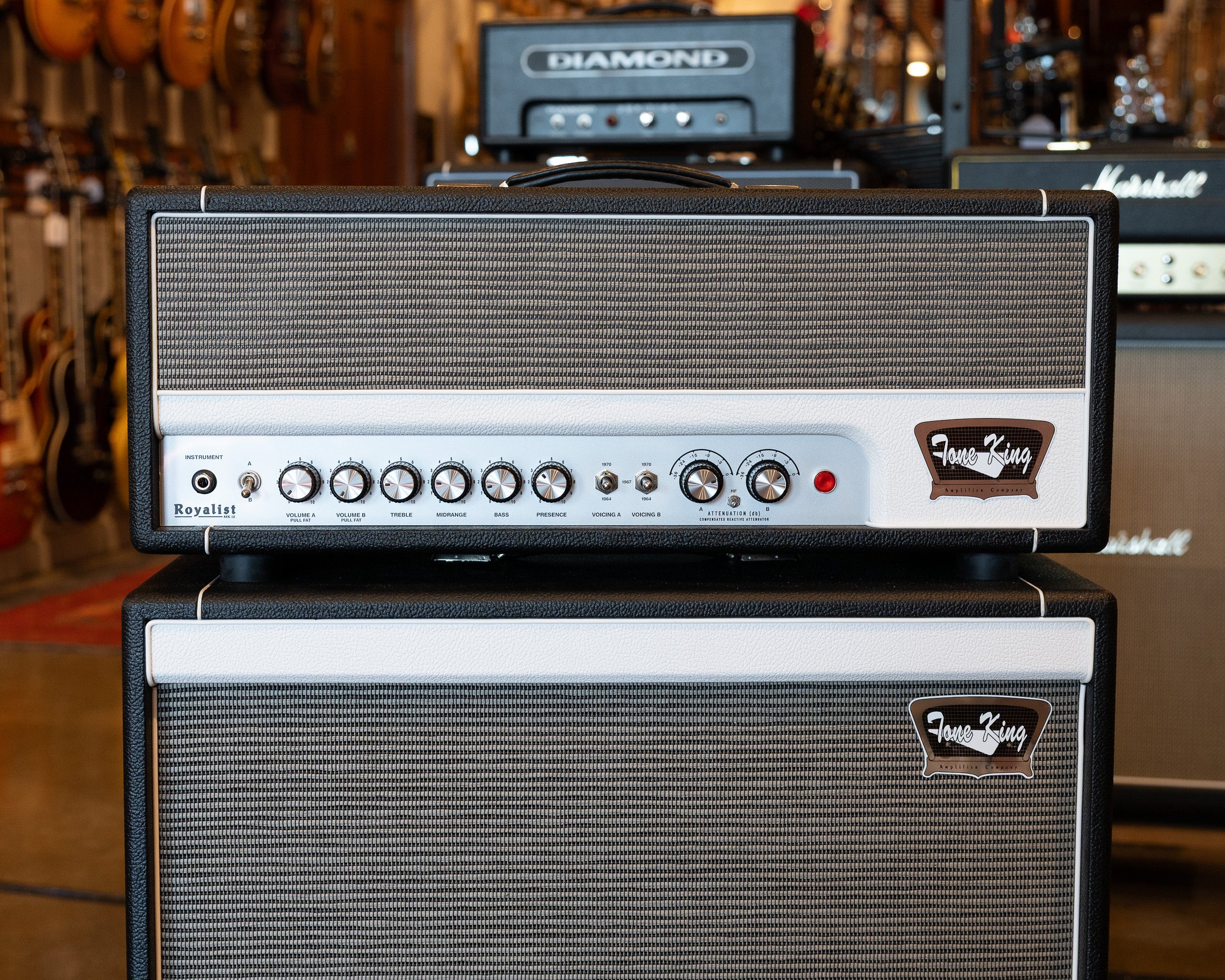 c2020s Tone King Royalist Head and Box (USA, 40 Watts, 240V)